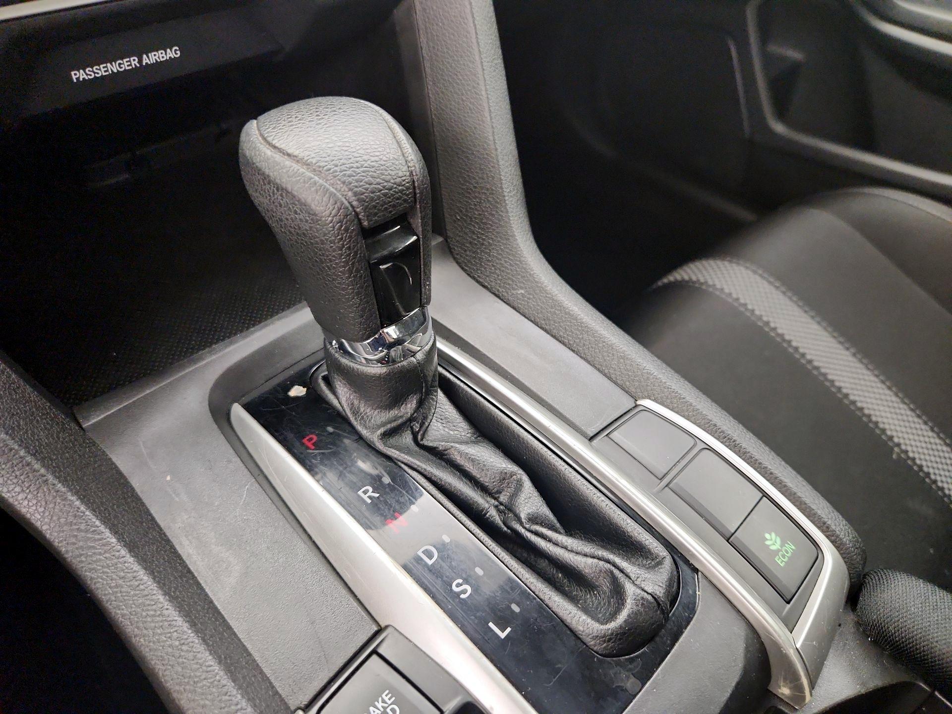 Thumbnail: 2019 Honda Civic - 17