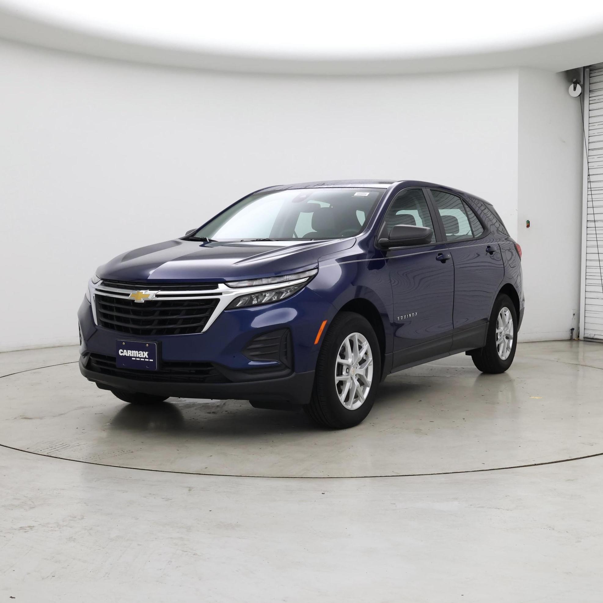 Thumbnail: 2023 Chevrolet Equinox - 4