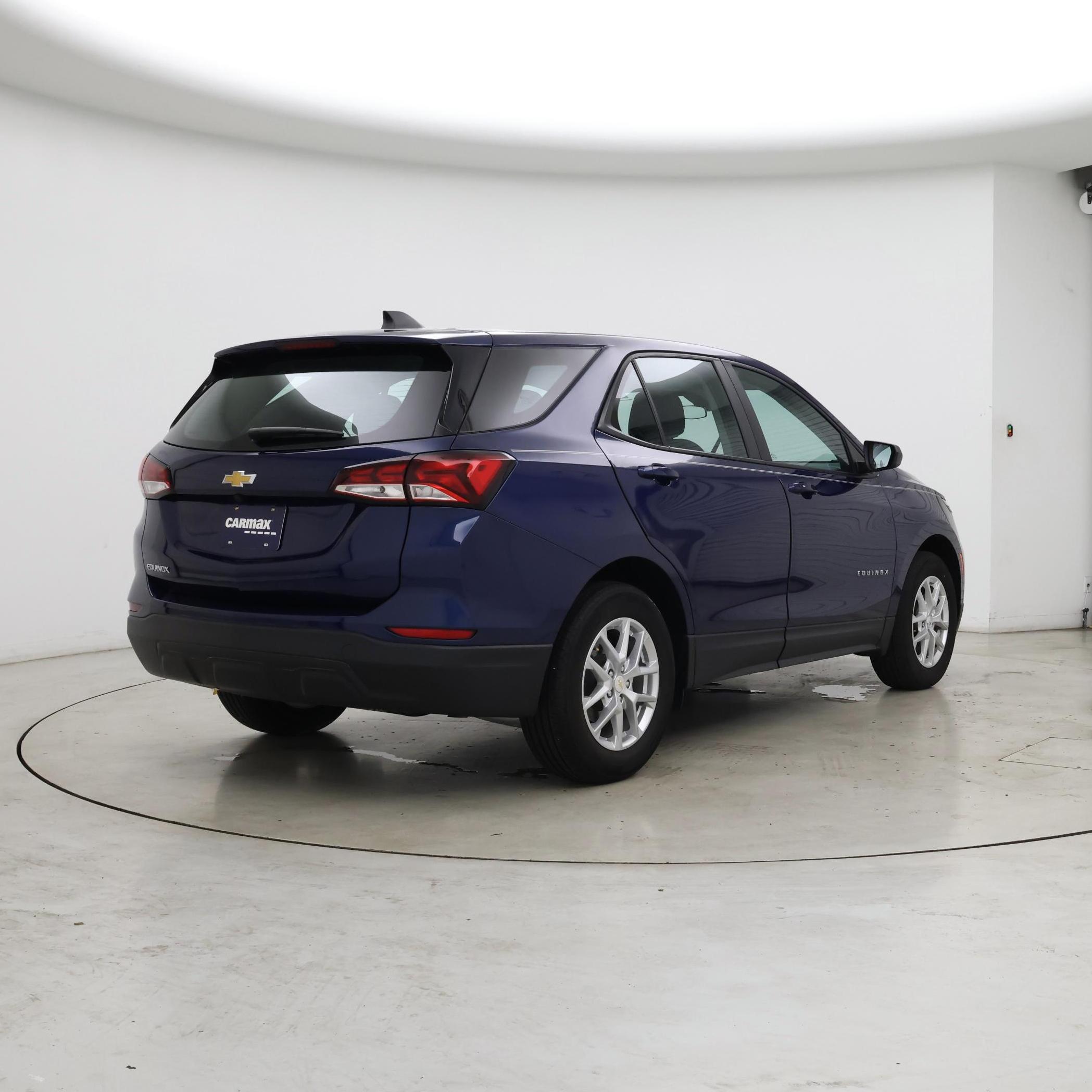 Thumbnail: 2023 Chevrolet Equinox - 8