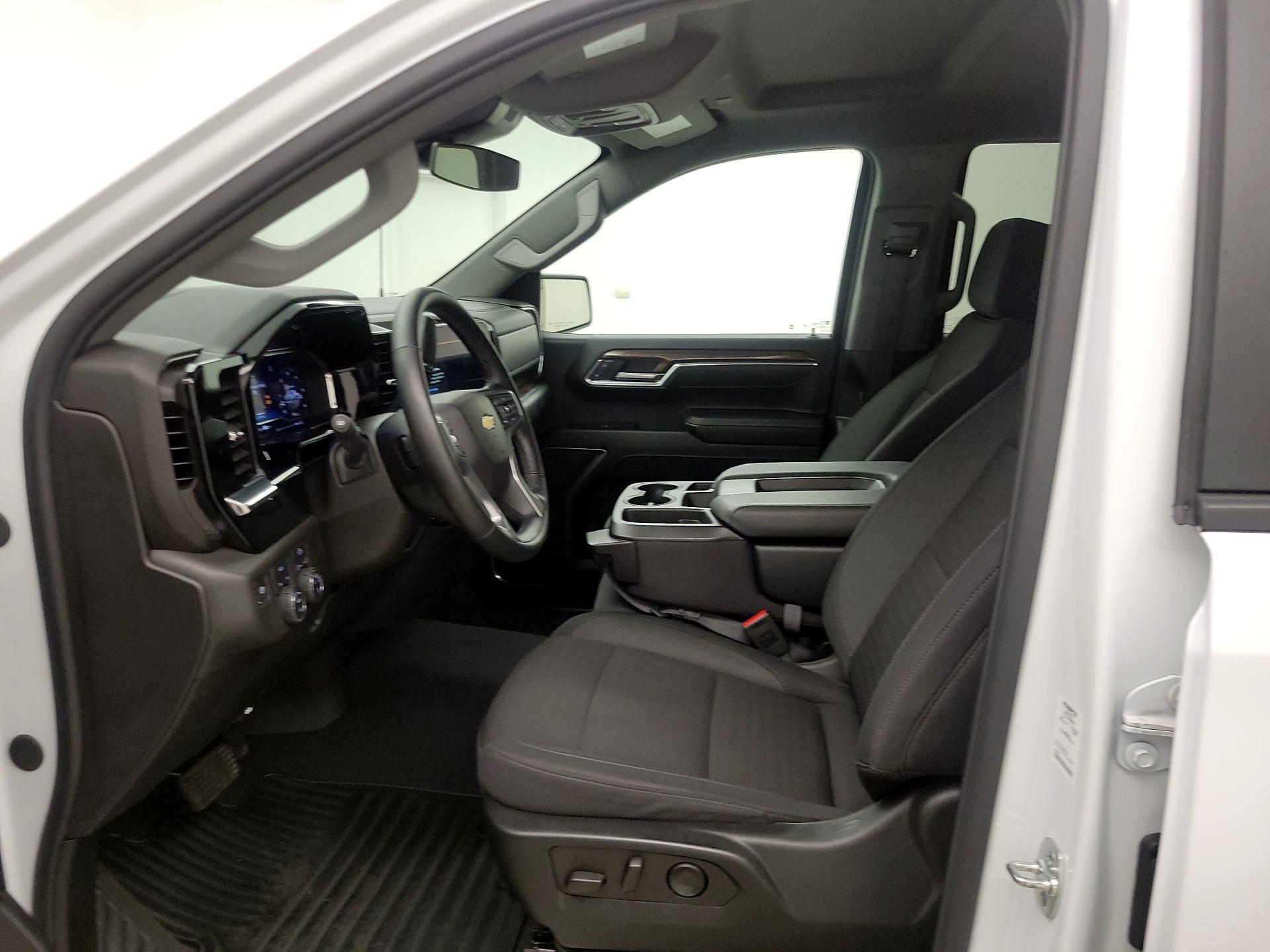 Thumbnail: 2025 Chevrolet Silverado 1500 - 11