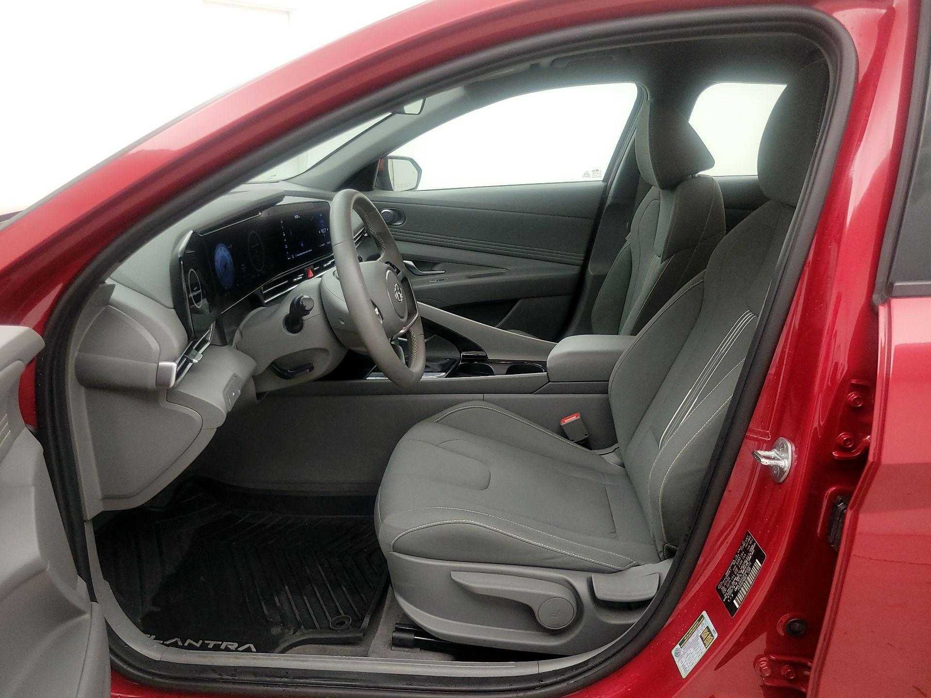 Thumbnail: 2023 Hyundai Elantra - 11
