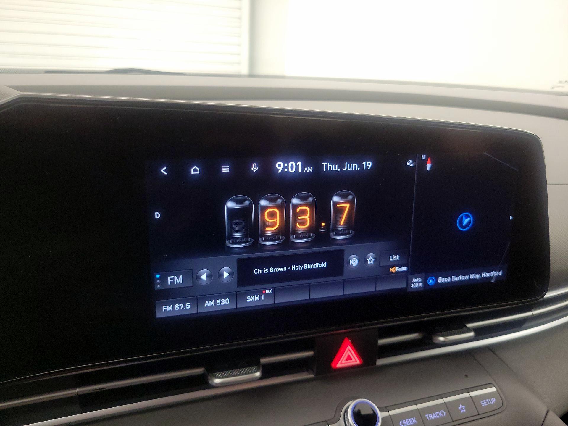 Thumbnail: 2023 Hyundai Elantra - 16
