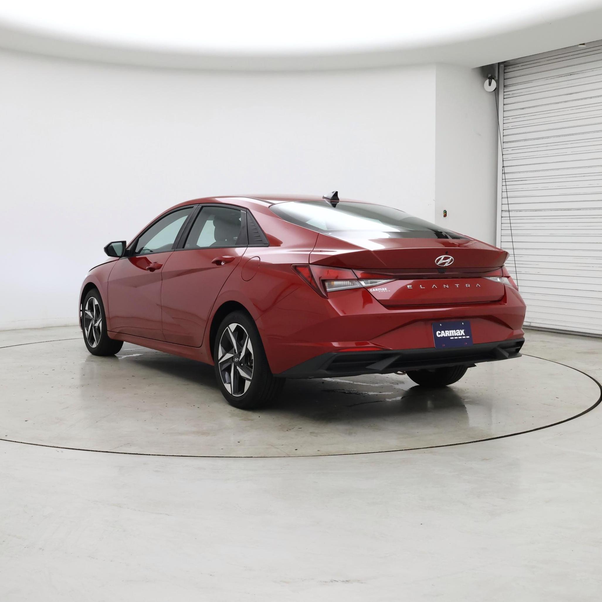 Thumbnail: 2023 Hyundai Elantra - 2