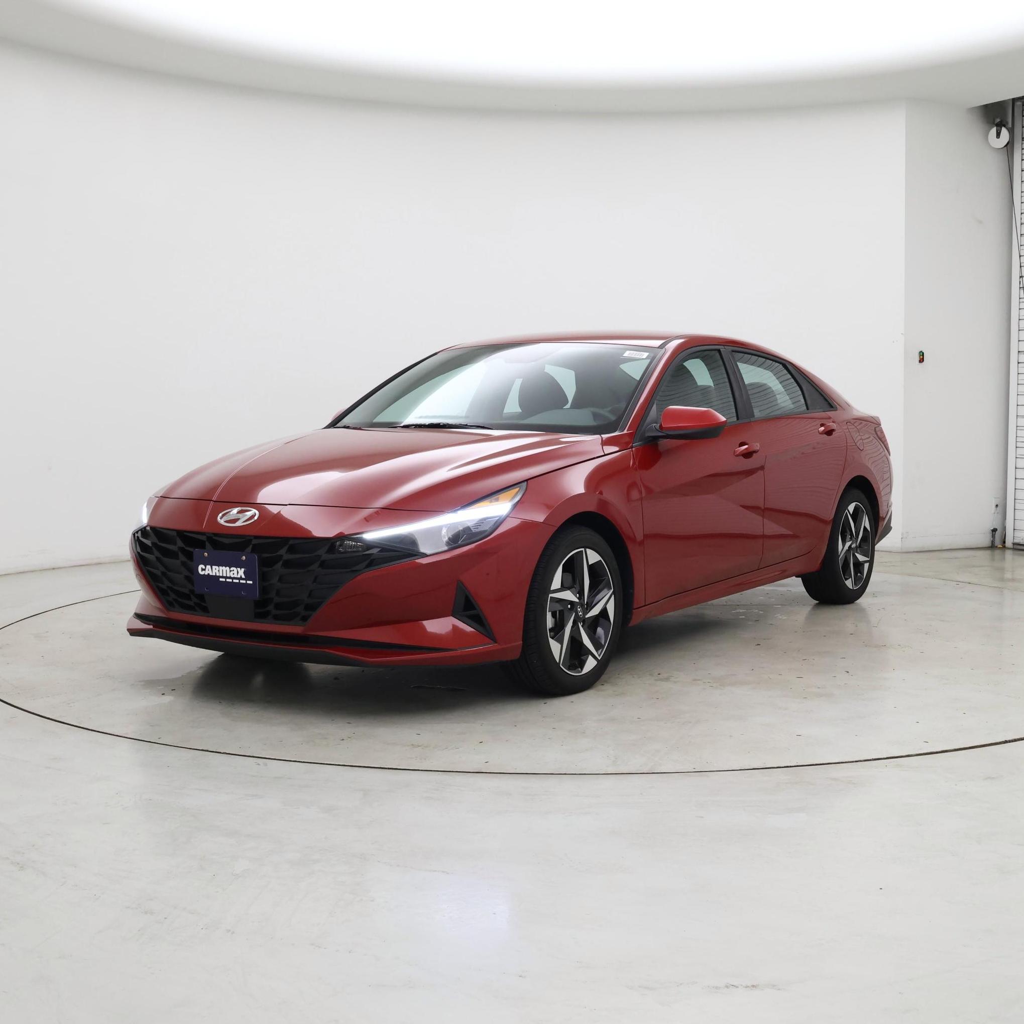 Thumbnail: 2023 Hyundai Elantra - 4