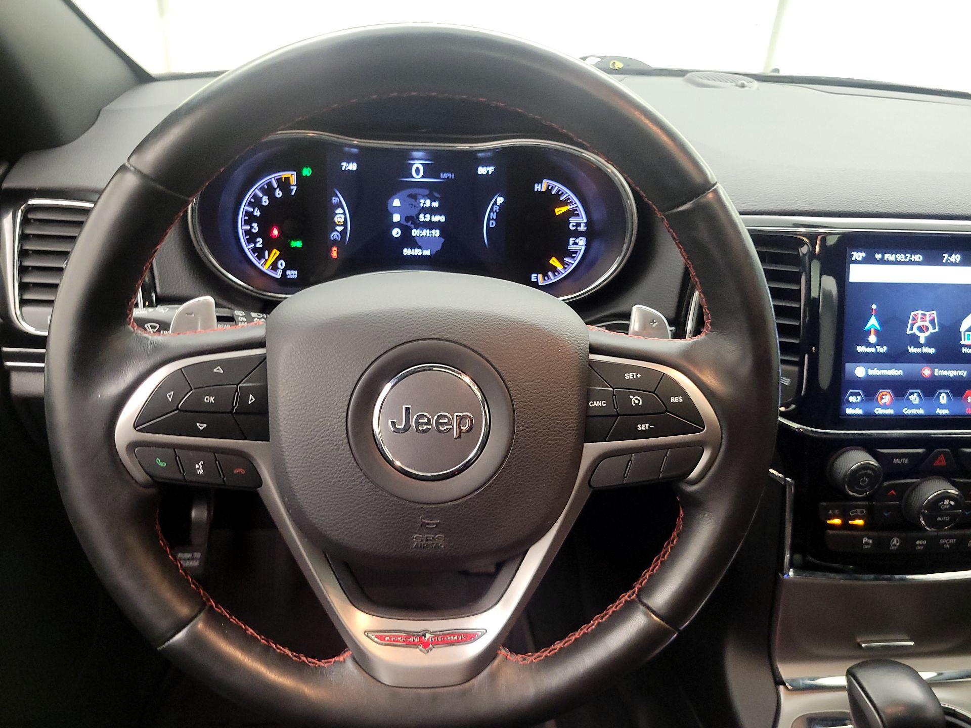 Thumbnail: 2020 Jeep Grand Cherokee - 10