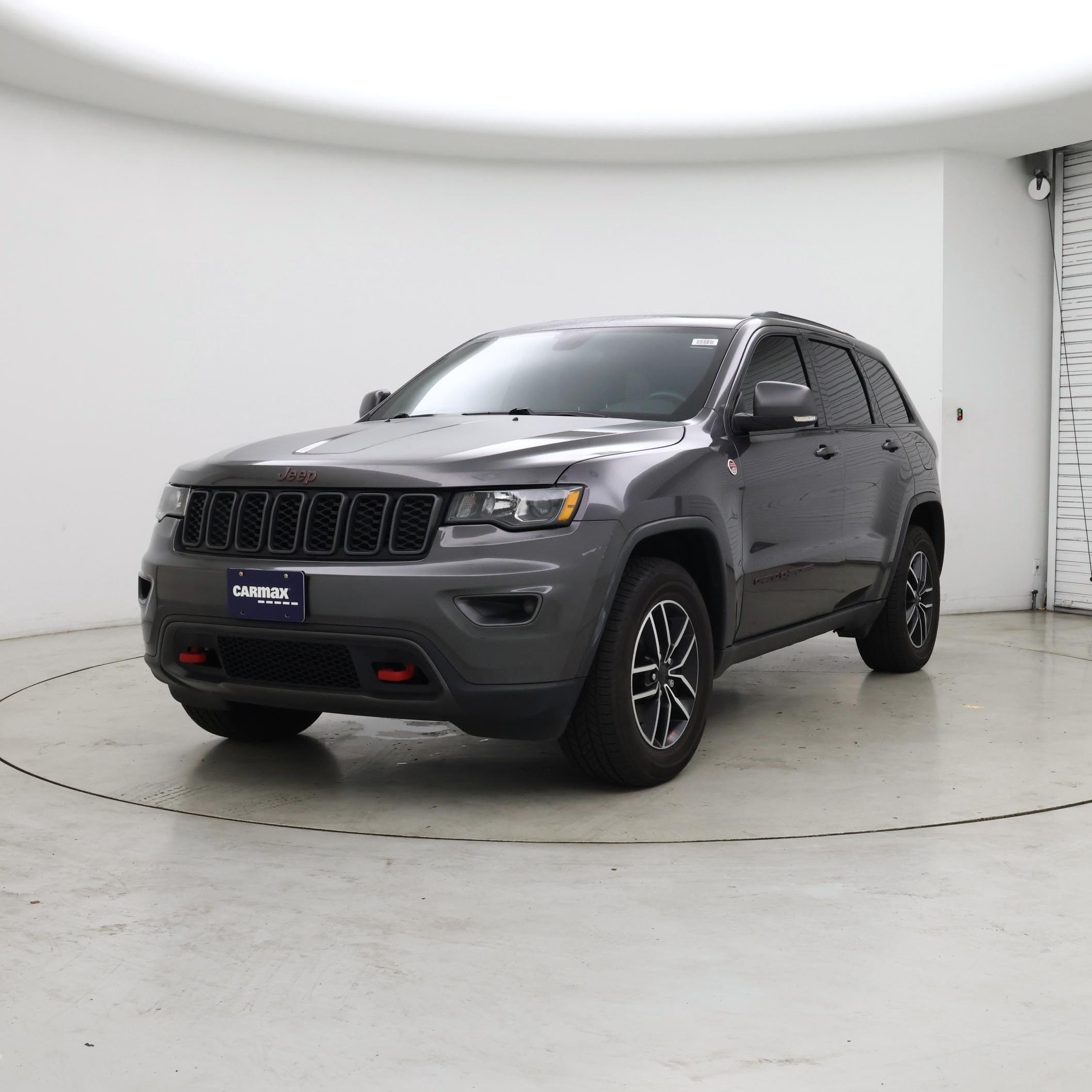 Thumbnail: 2020 Jeep Grand Cherokee - 4