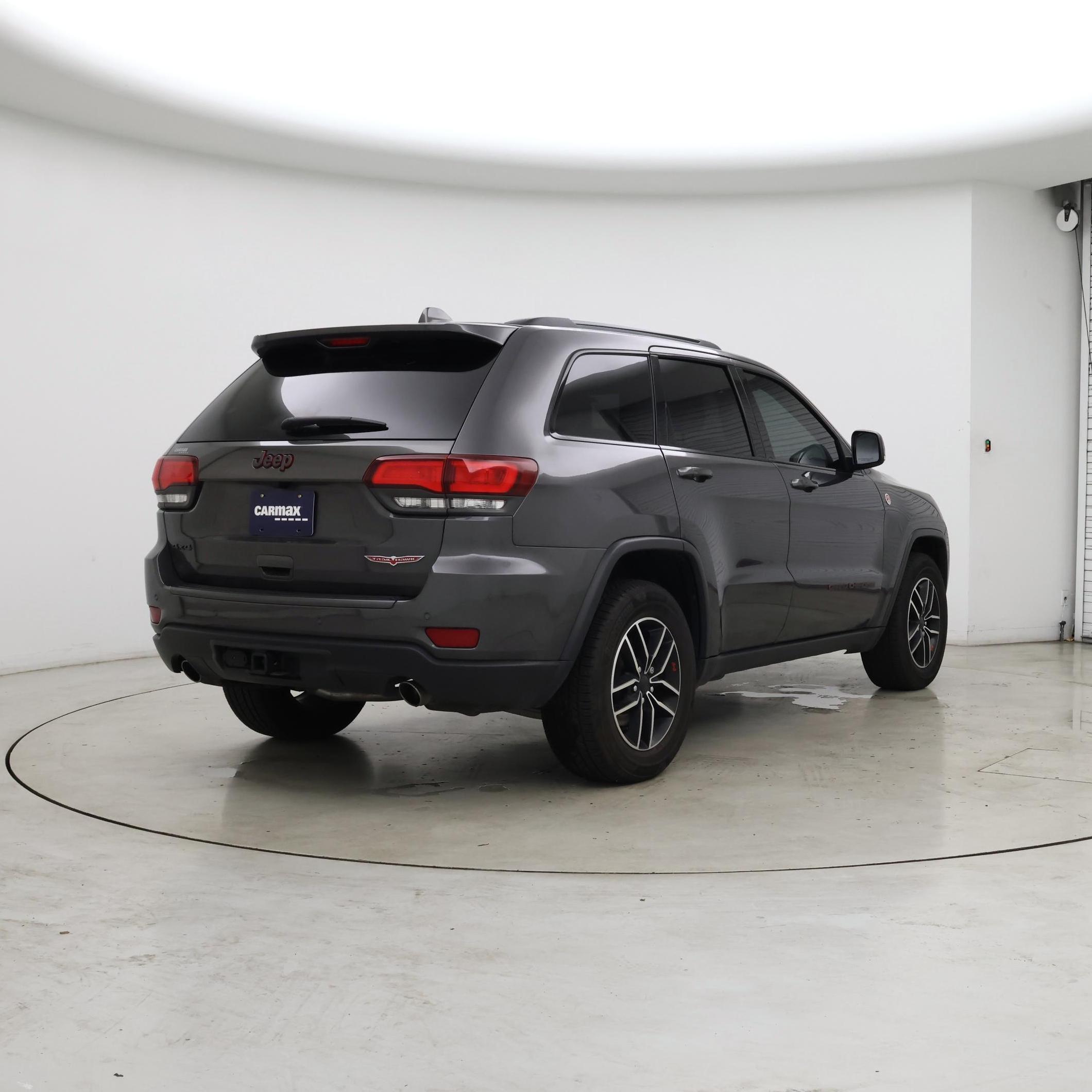 Thumbnail: 2020 Jeep Grand Cherokee - 8
