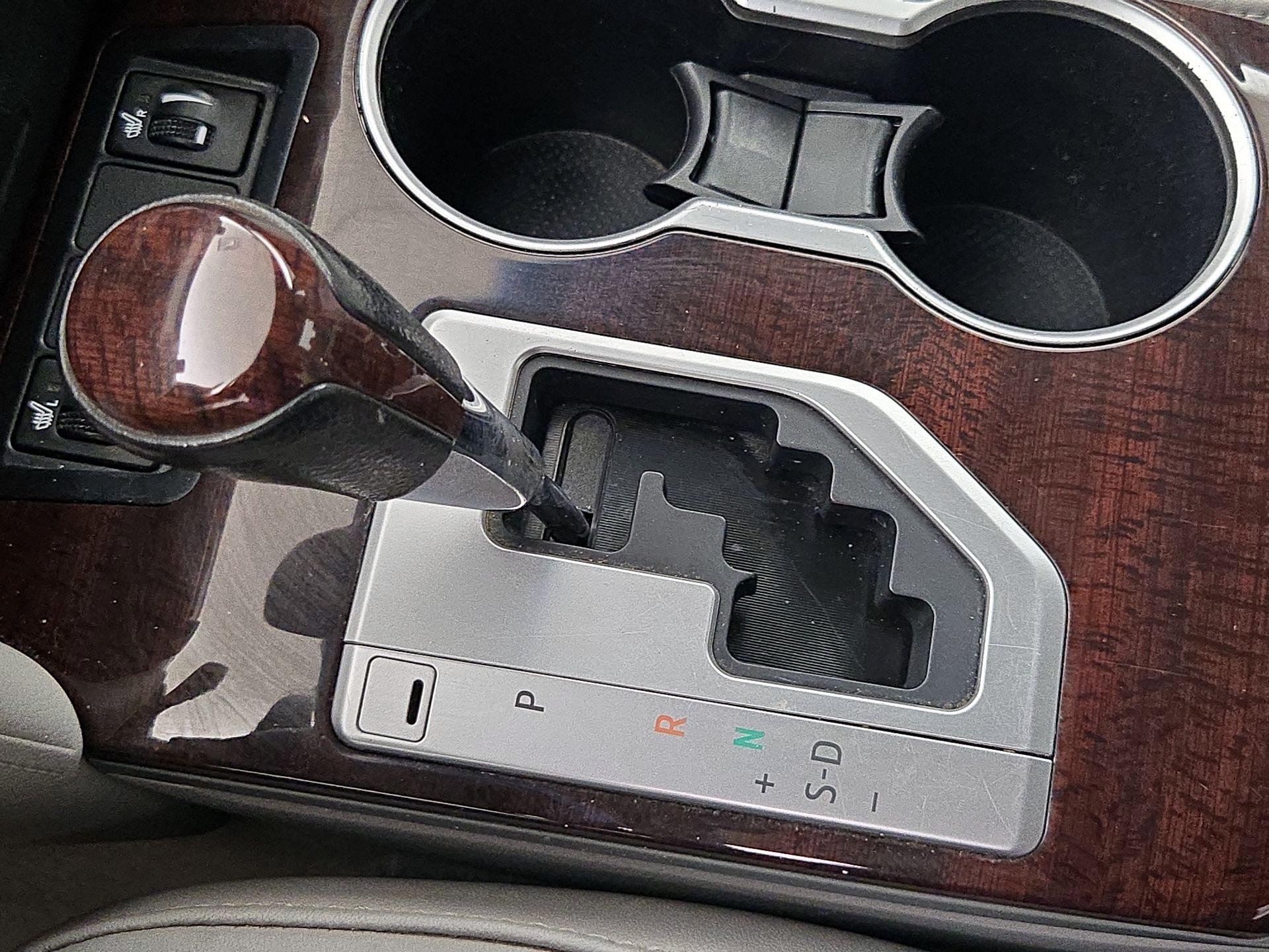 Thumbnail: 2014 Toyota Camry - 17