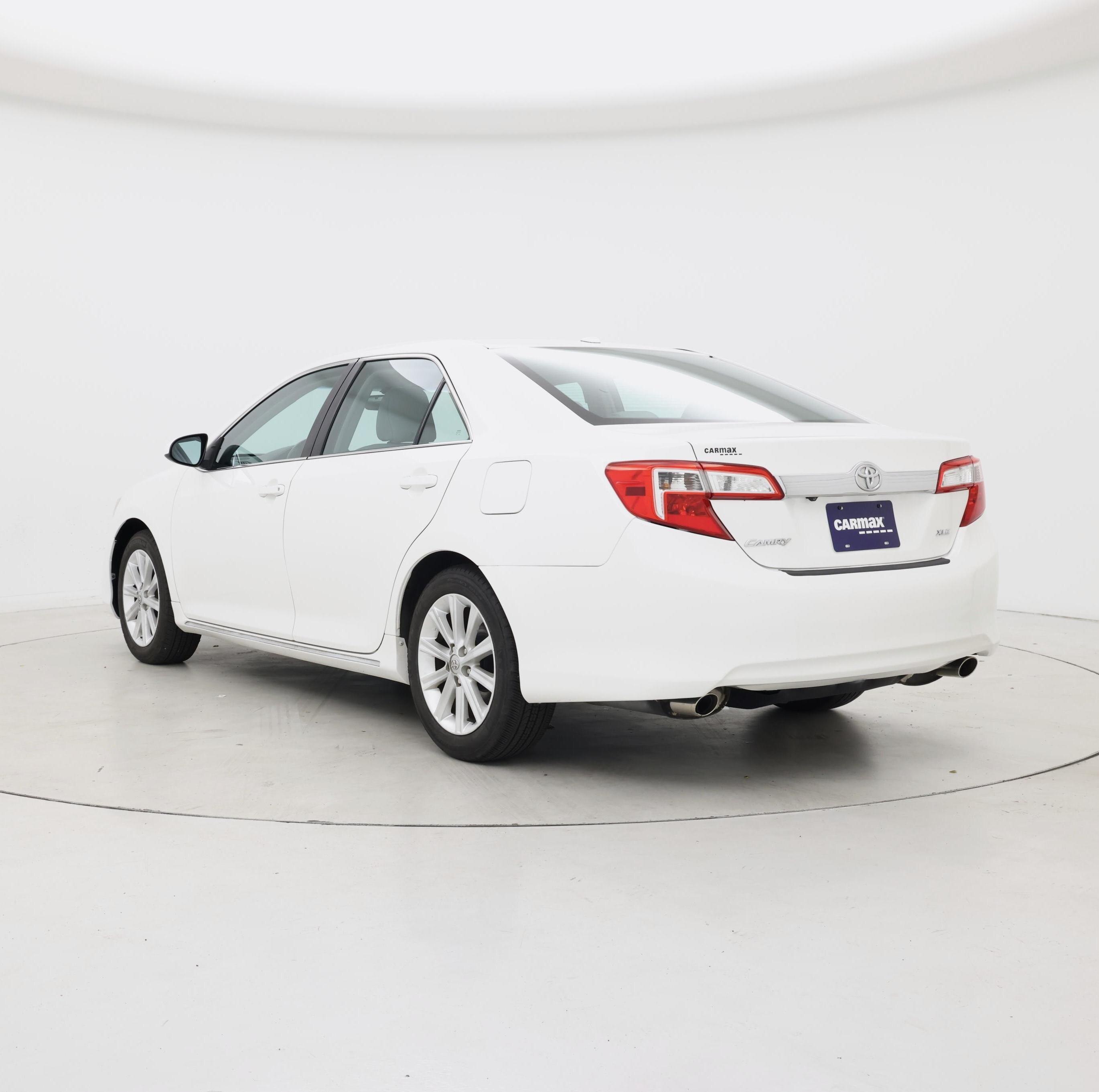 Thumbnail: 2014 Toyota Camry - 2