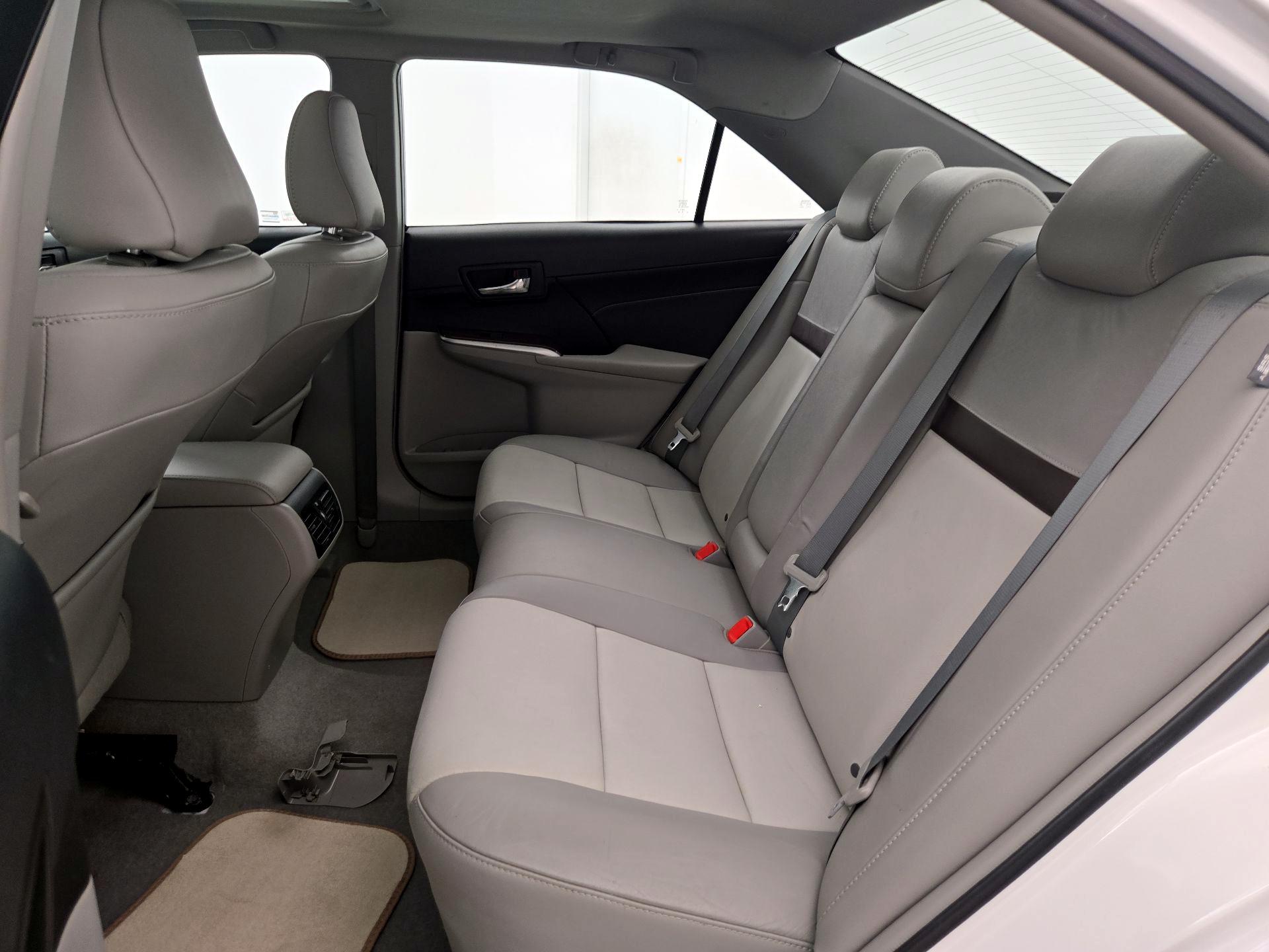 Thumbnail: 2014 Toyota Camry - 20
