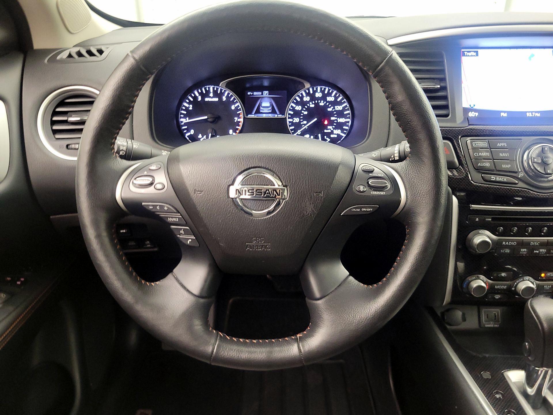 Thumbnail: 2019 Nissan Pathfinder - 10