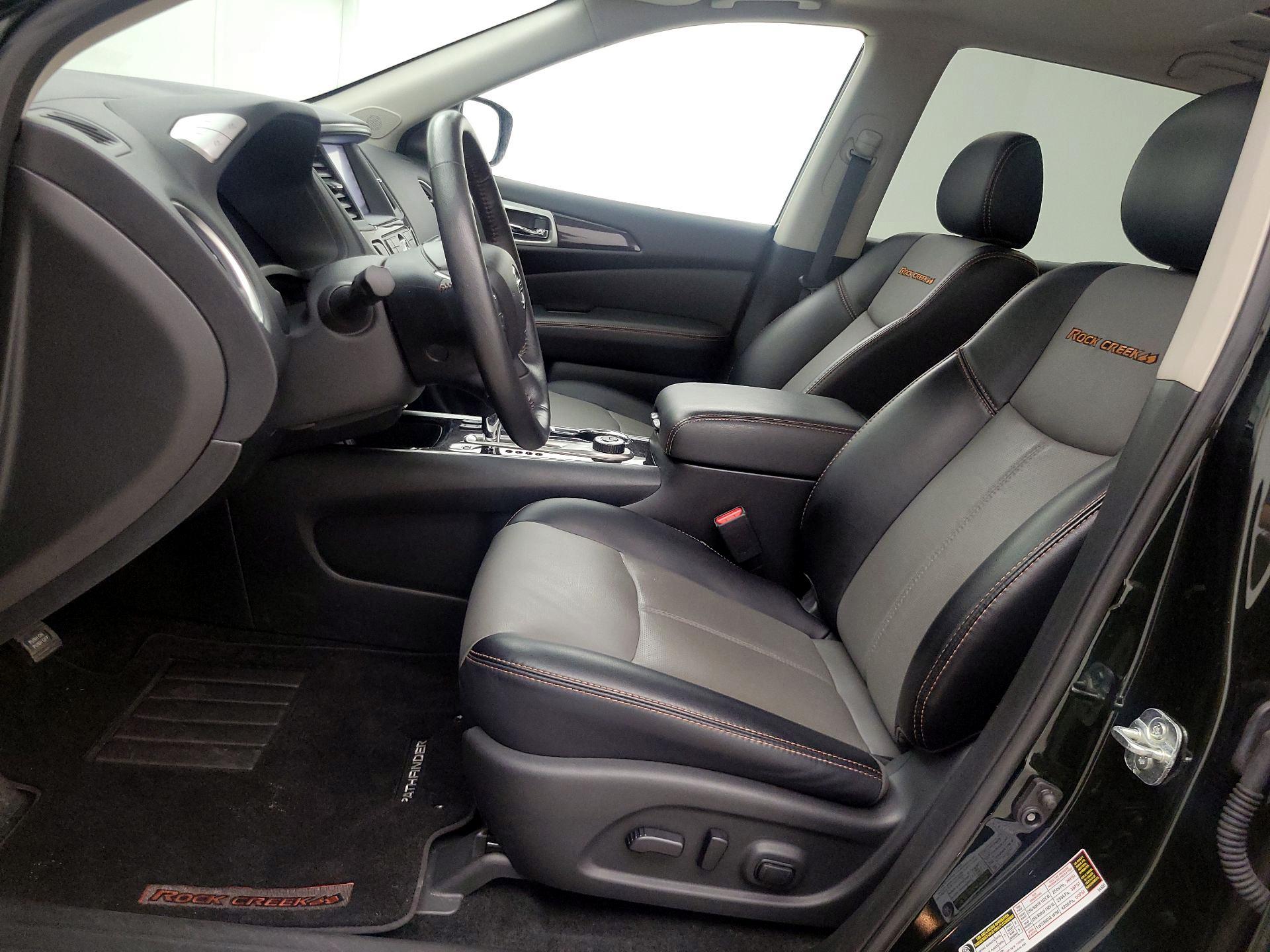 Thumbnail: 2019 Nissan Pathfinder - 11