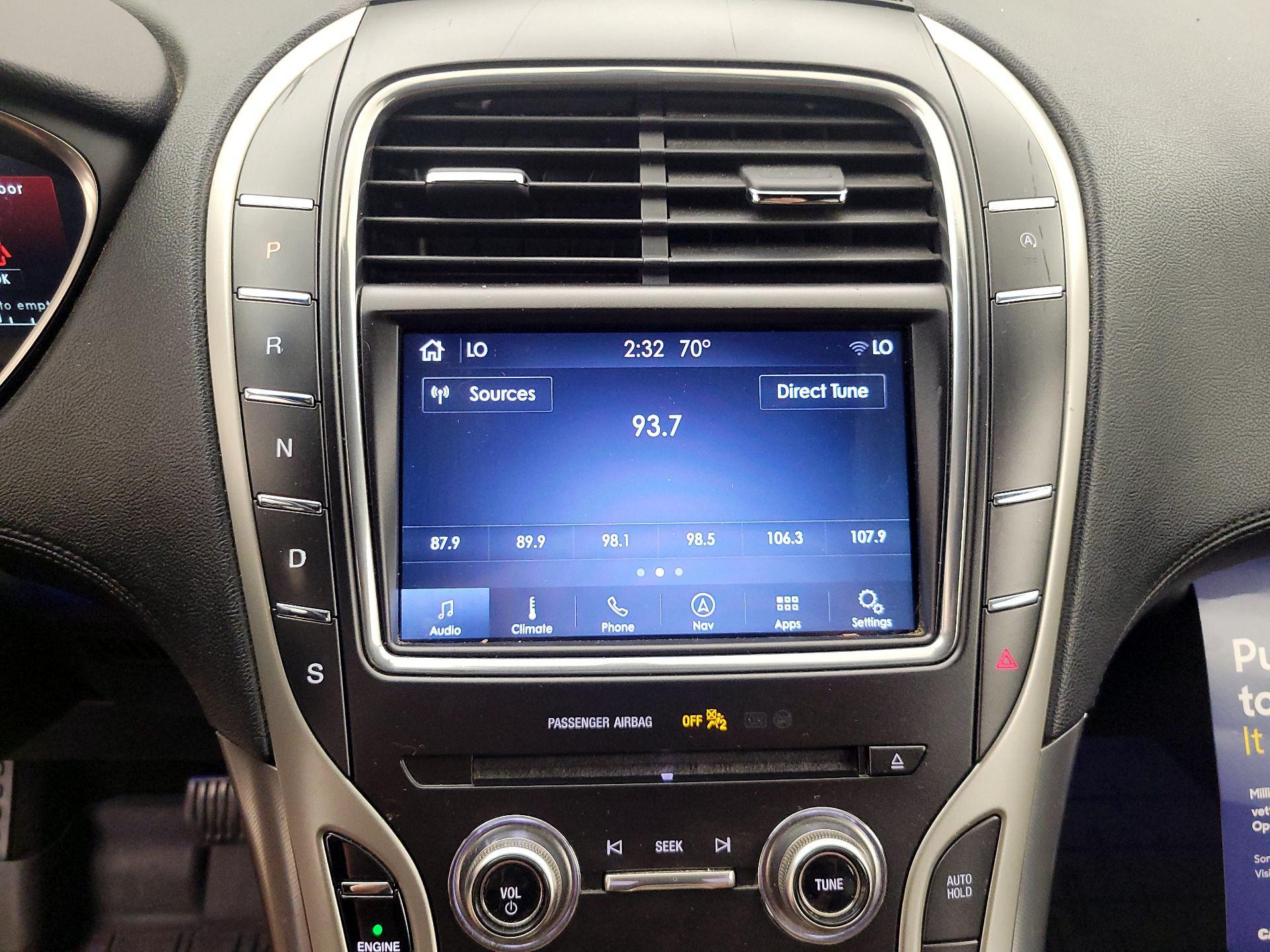 Thumbnail: 2019 Lincoln Nautilus - 16