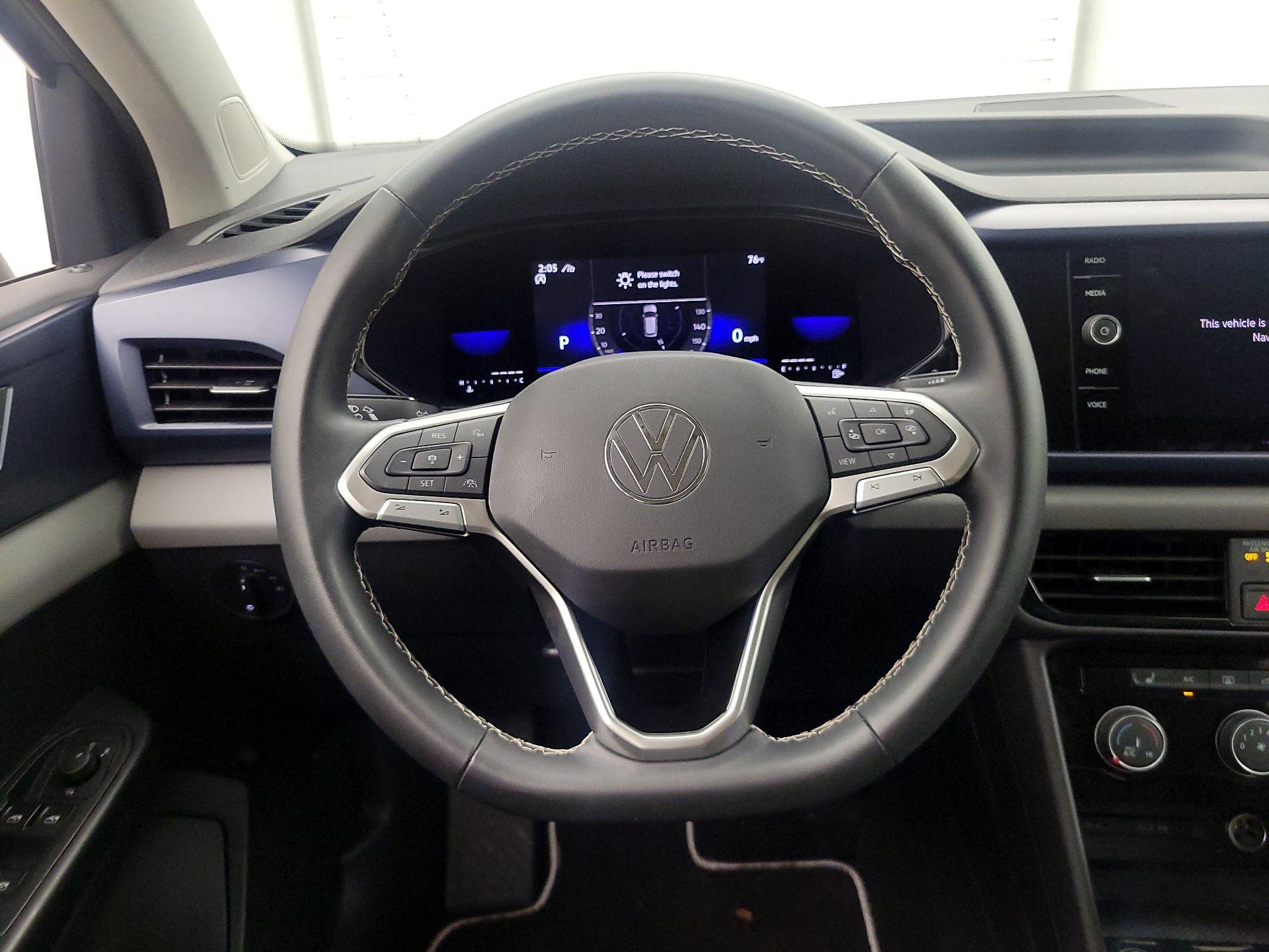 Thumbnail: 2023 Volkswagen Taos - 10