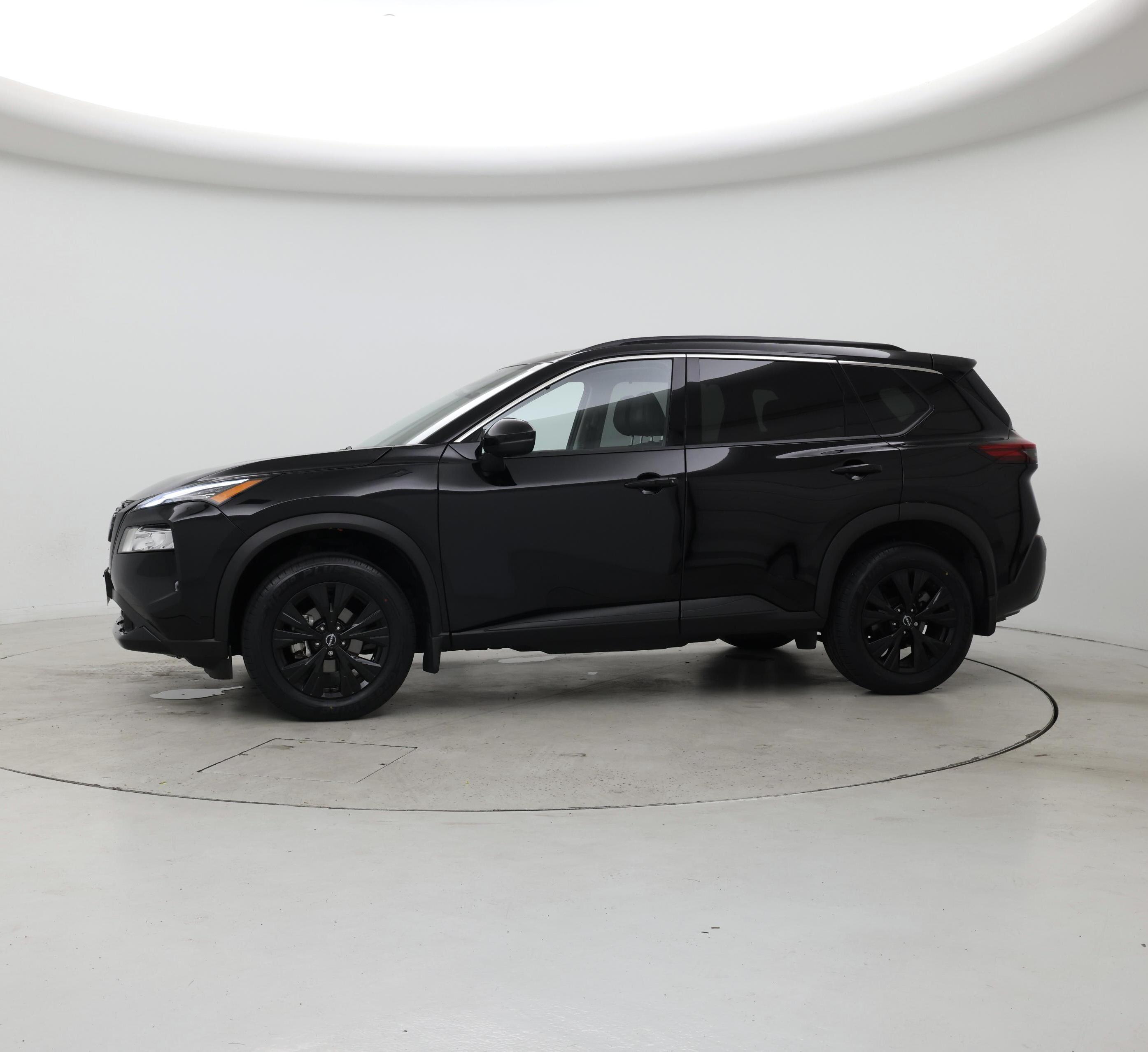 Thumbnail: 2023 Nissan Rogue - 3