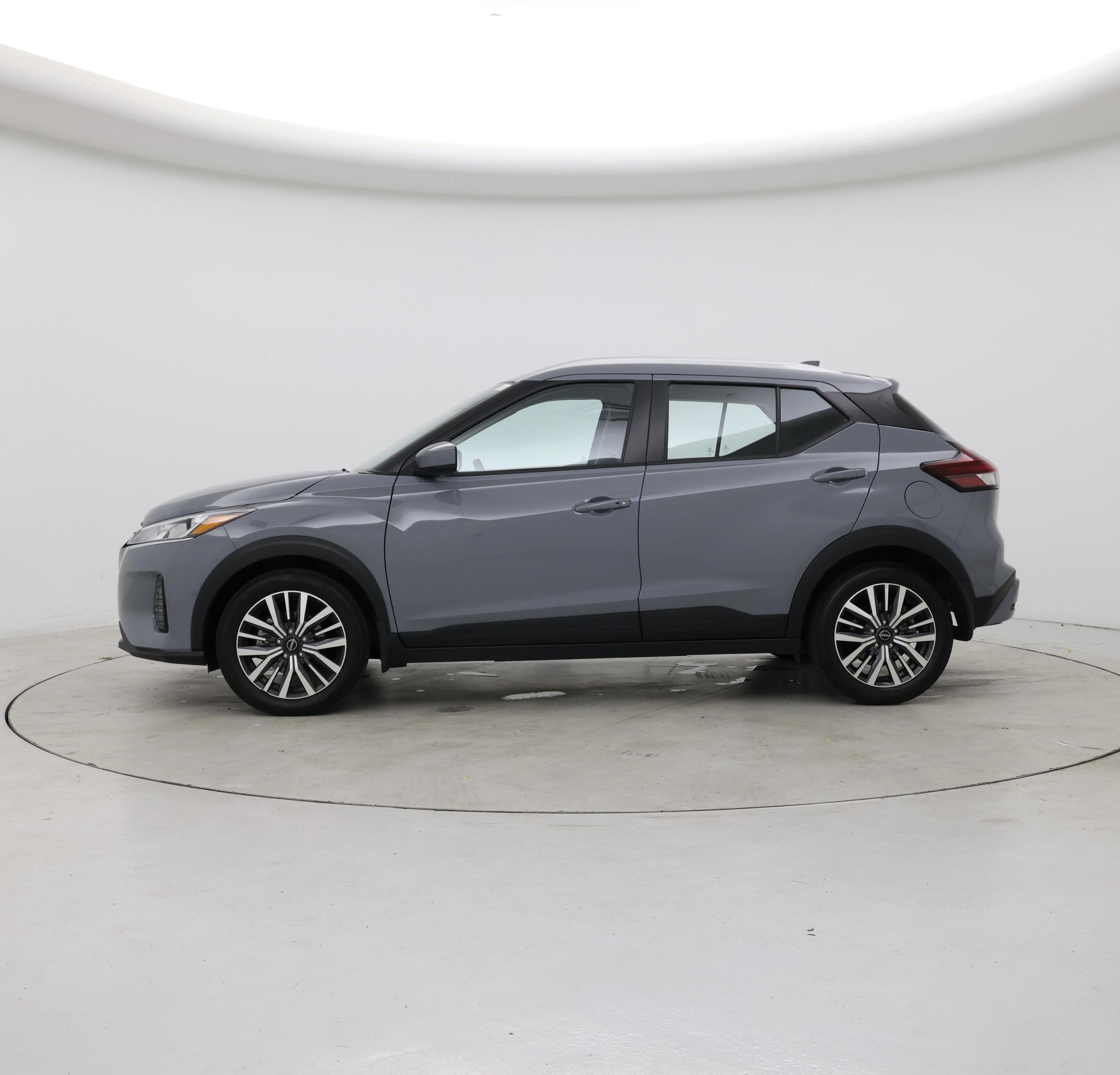 Thumbnail: 2024 Nissan Kicks - 3