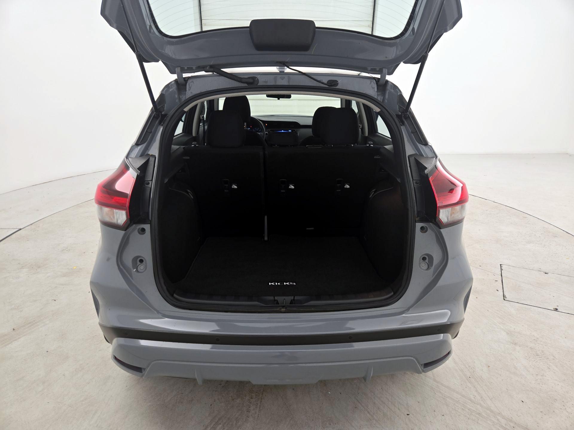 Thumbnail: 2024 Nissan Kicks - 19