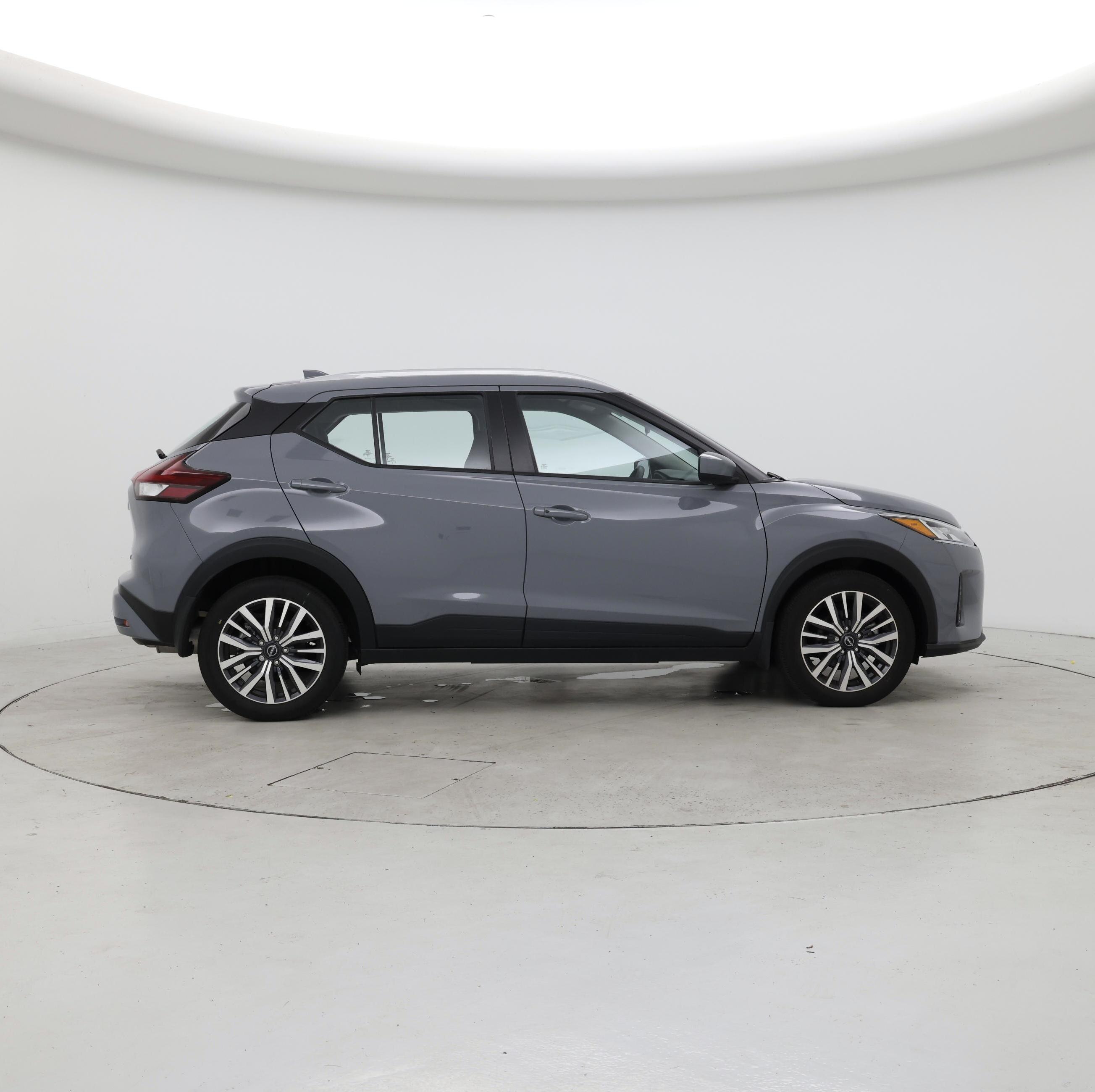 Thumbnail: 2024 Nissan Kicks - 7