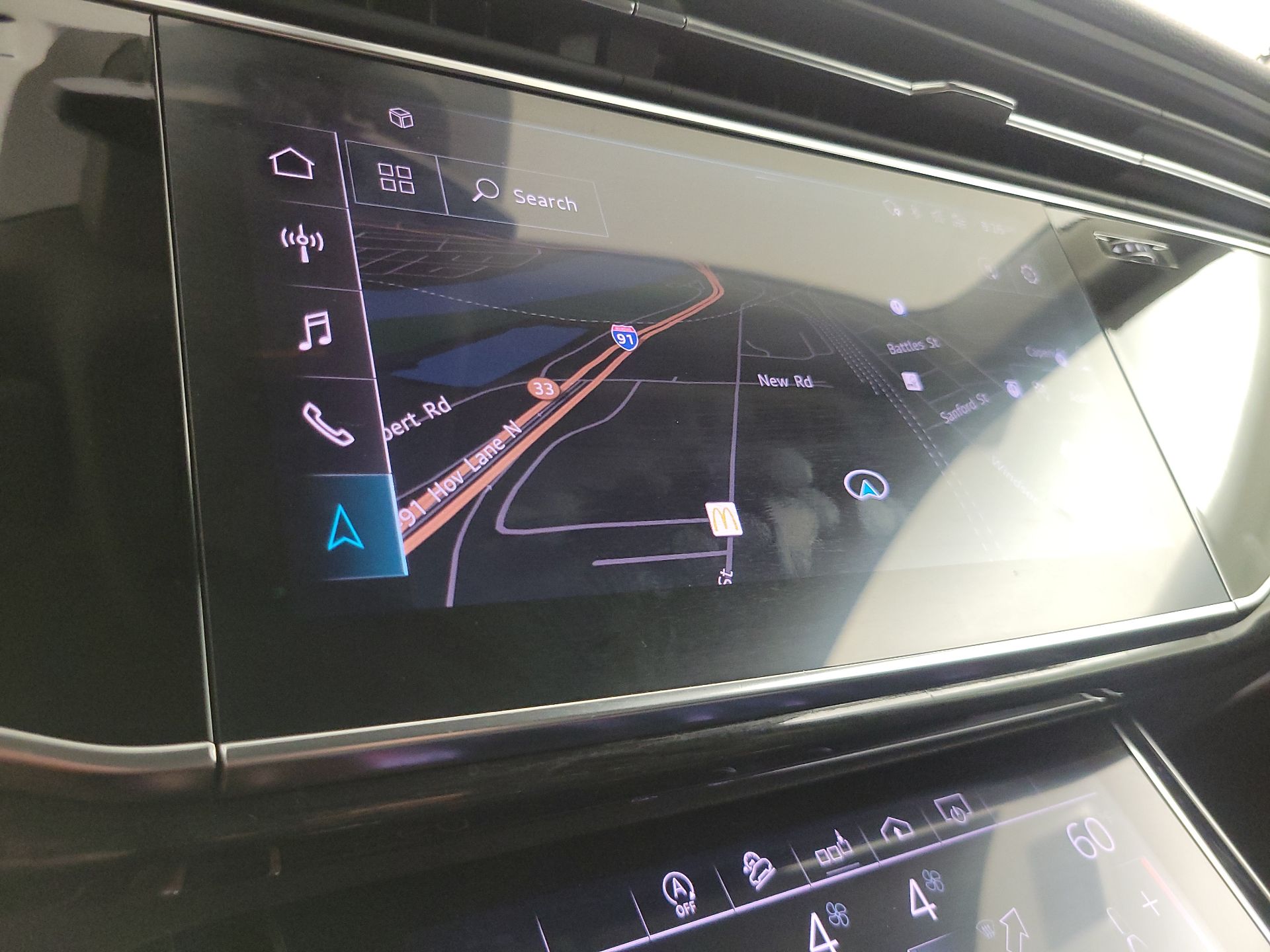 Thumbnail: 2019 Audi Q8 - 14