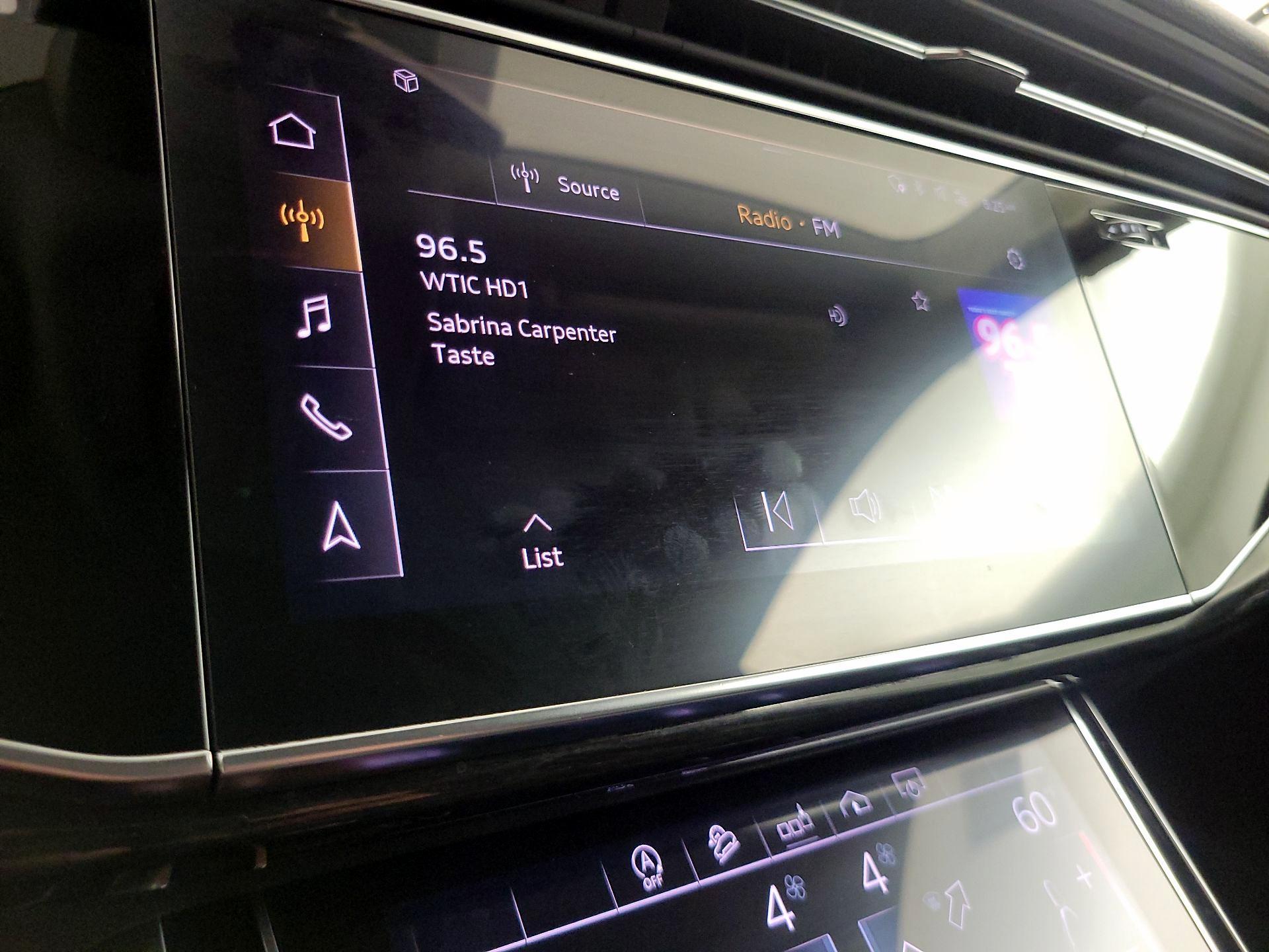 Thumbnail: 2019 Audi Q8 - 16