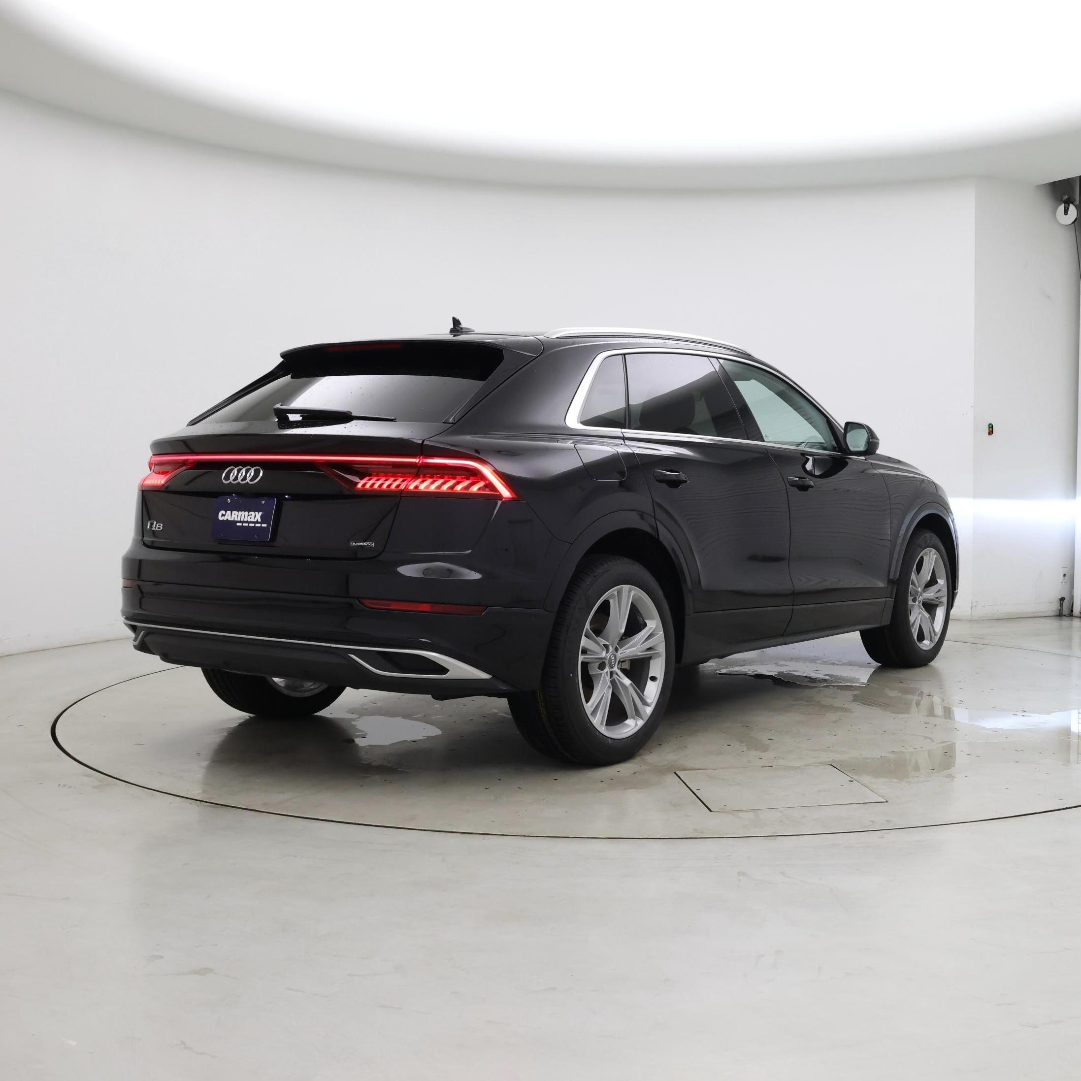 Thumbnail: 2019 Audi Q8 - 8