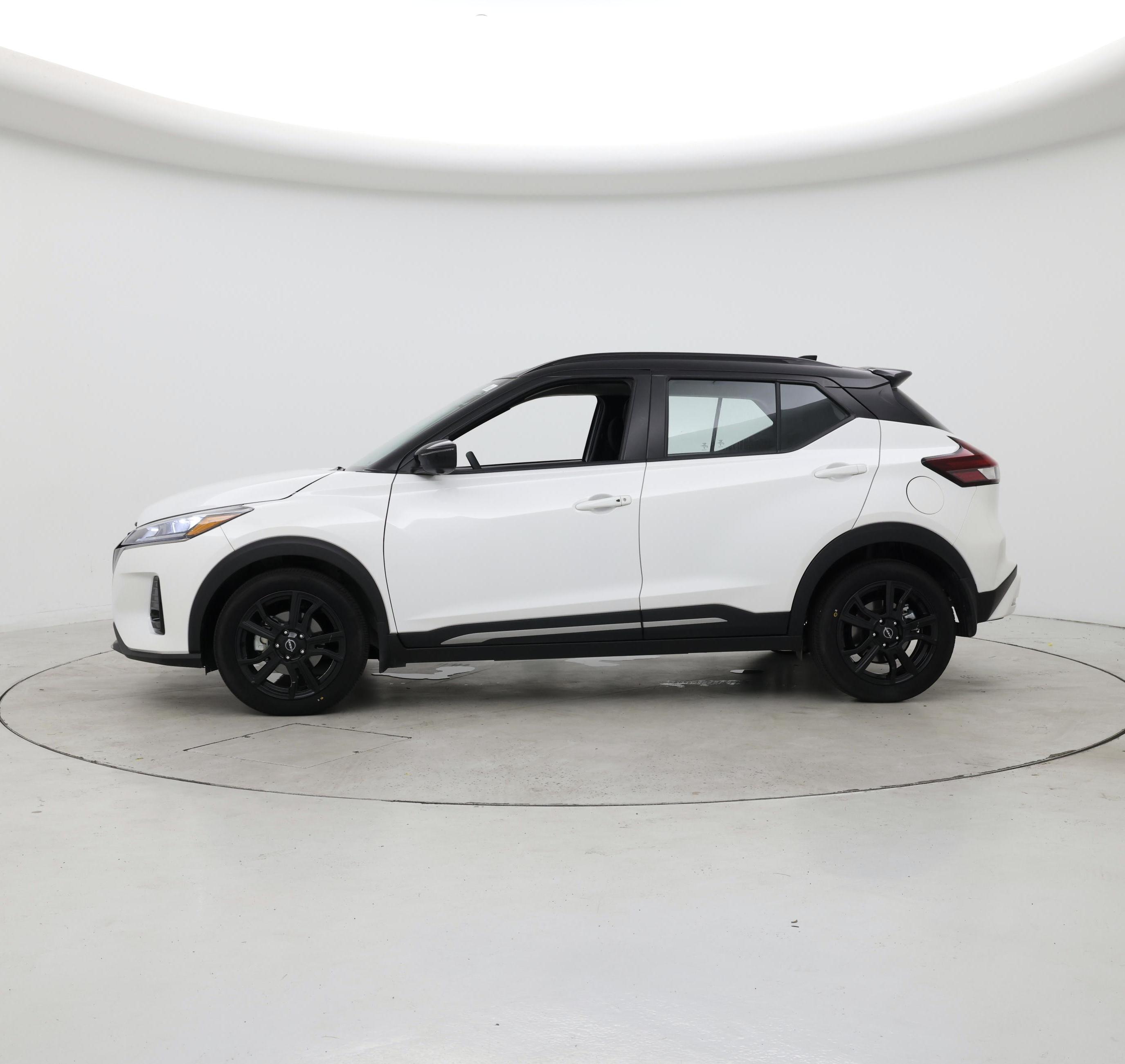 Thumbnail: 2024 Nissan Kicks - 3