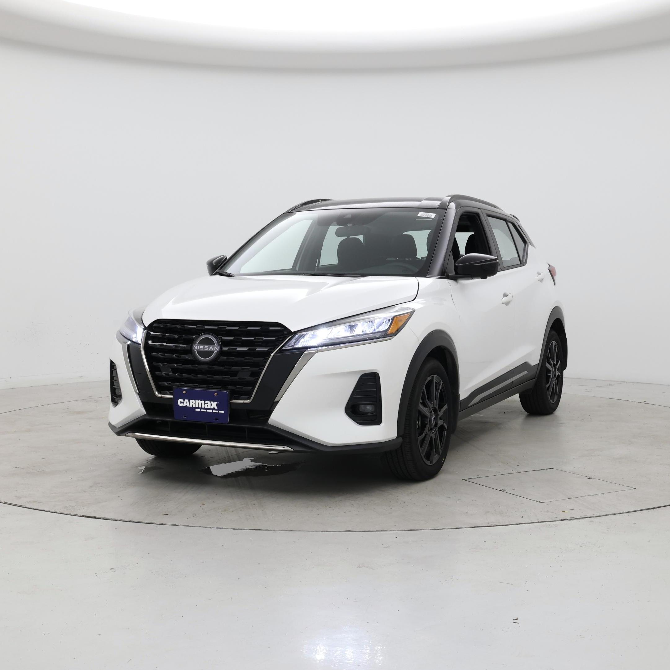 Thumbnail: 2024 Nissan Kicks - 4