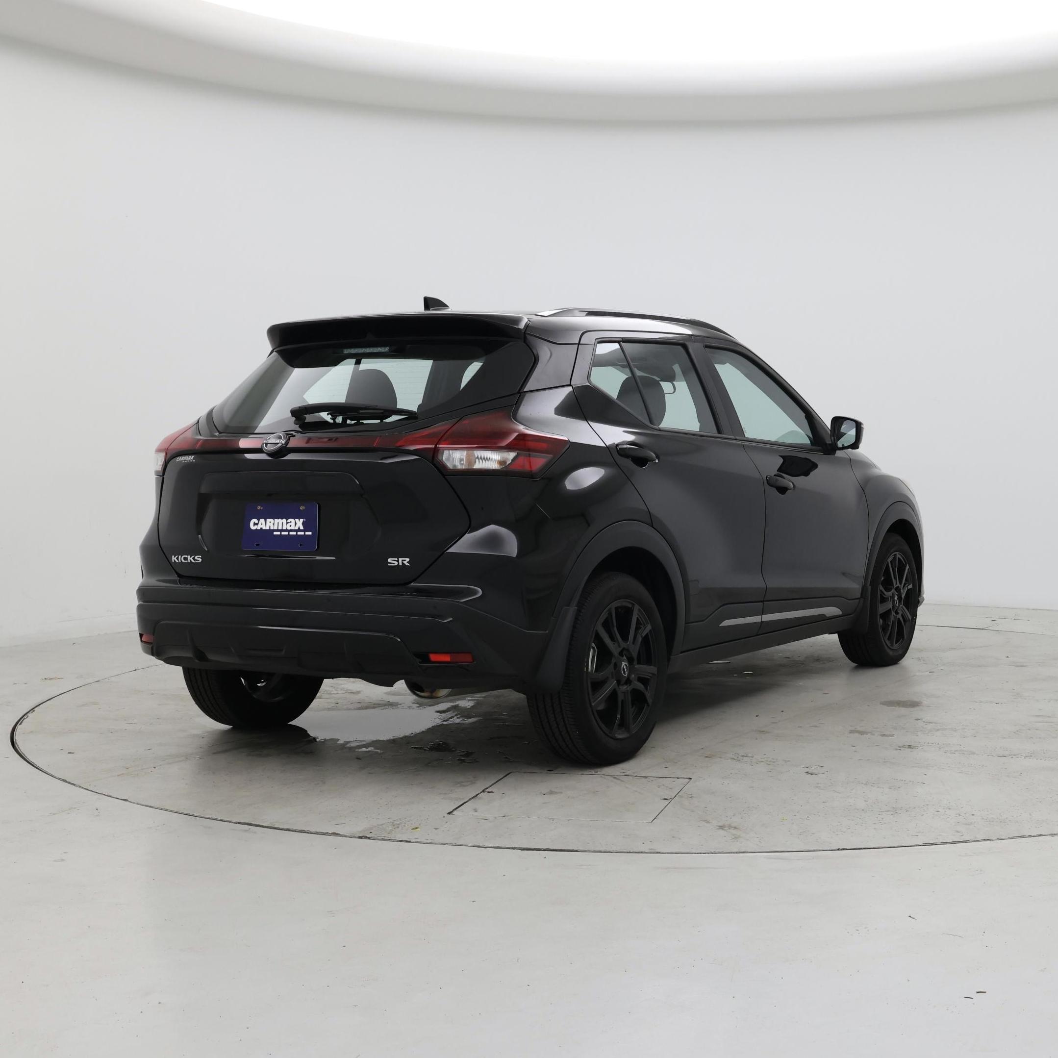 Thumbnail: 2024 Nissan Kicks - 8