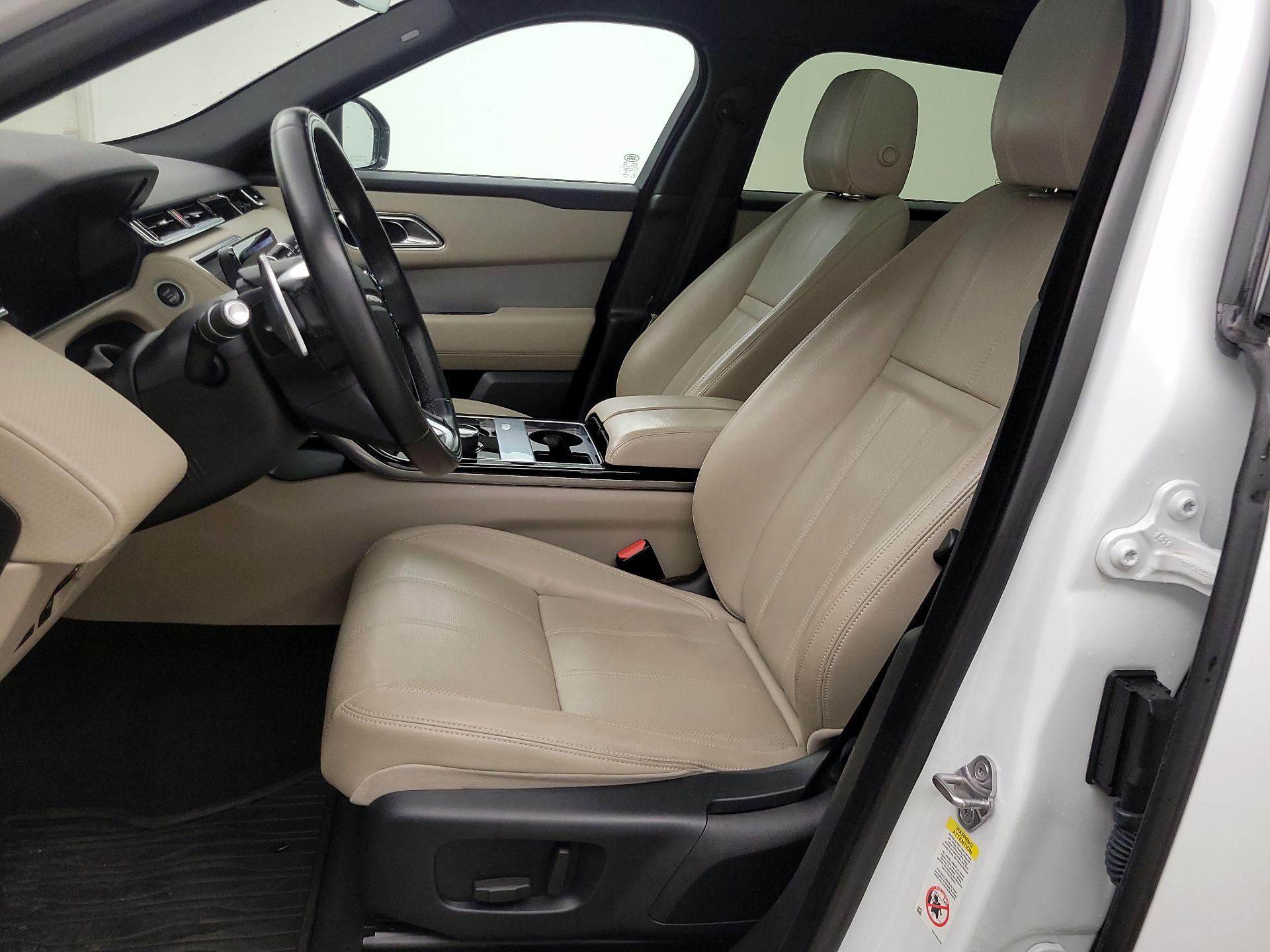 Thumbnail: 2018 Land Rover Range Rover Velar - 11