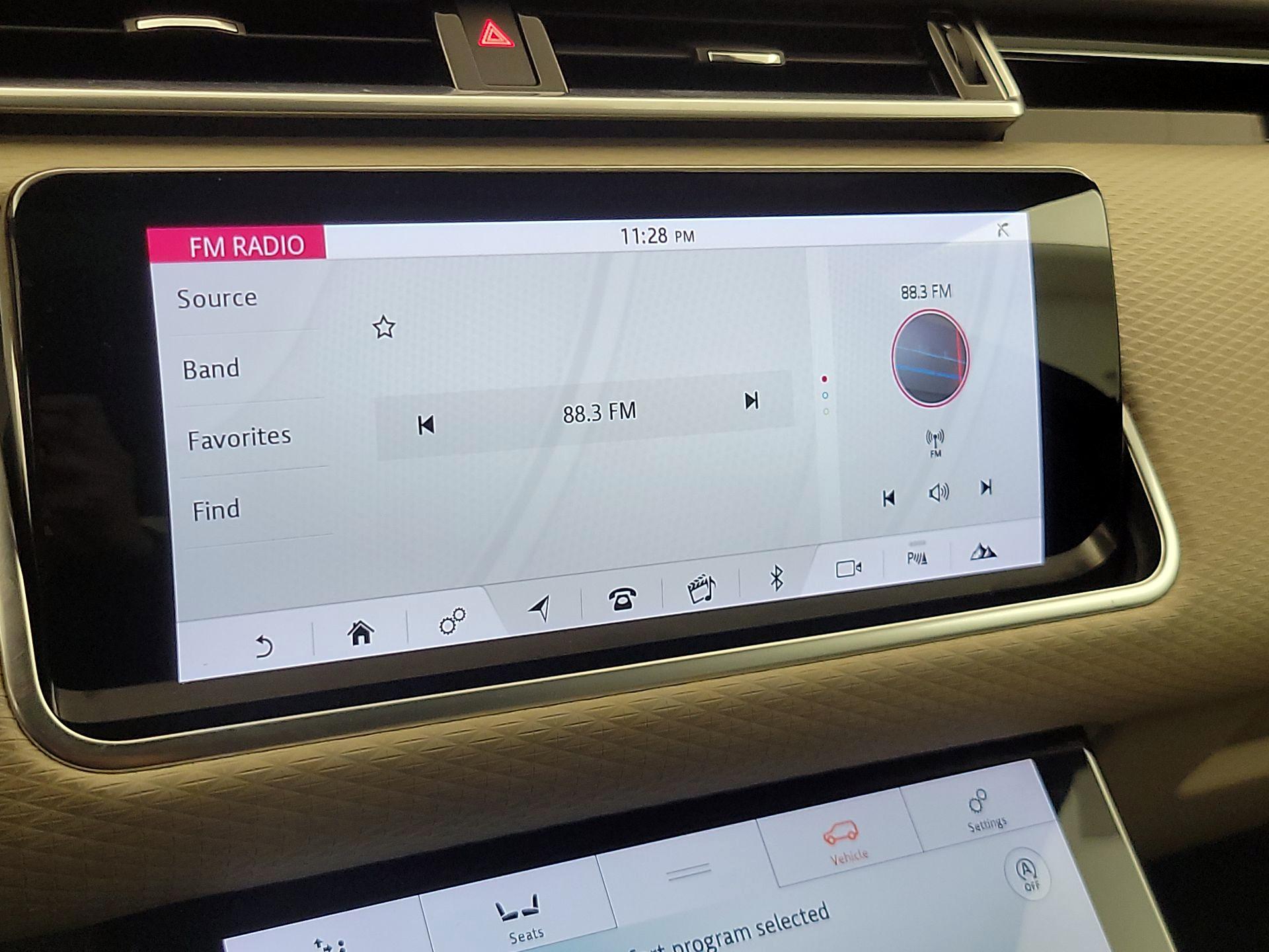Thumbnail: 2018 Land Rover Range Rover Velar - 16