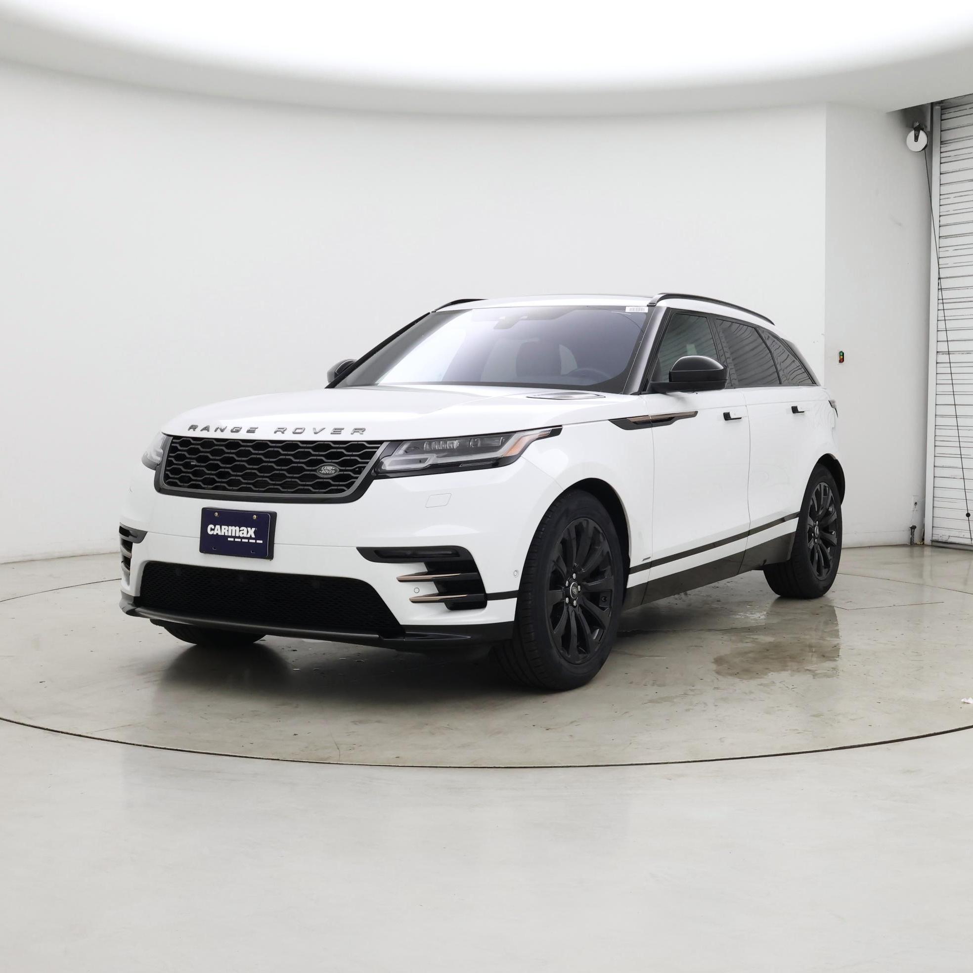 Thumbnail: 2018 Land Rover Range Rover Velar - 4
