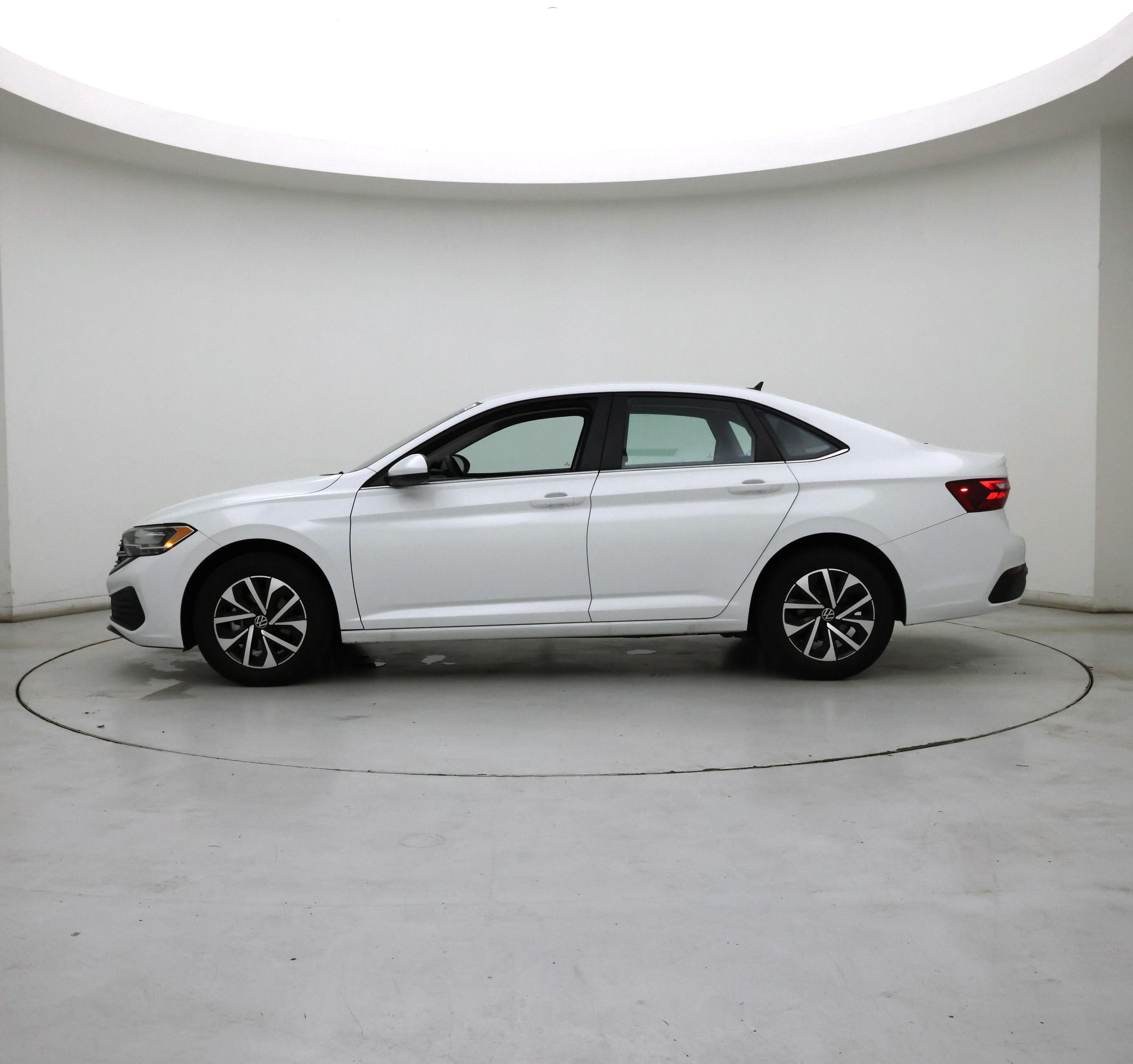 Thumbnail: 2024 Volkswagen Jetta - 3