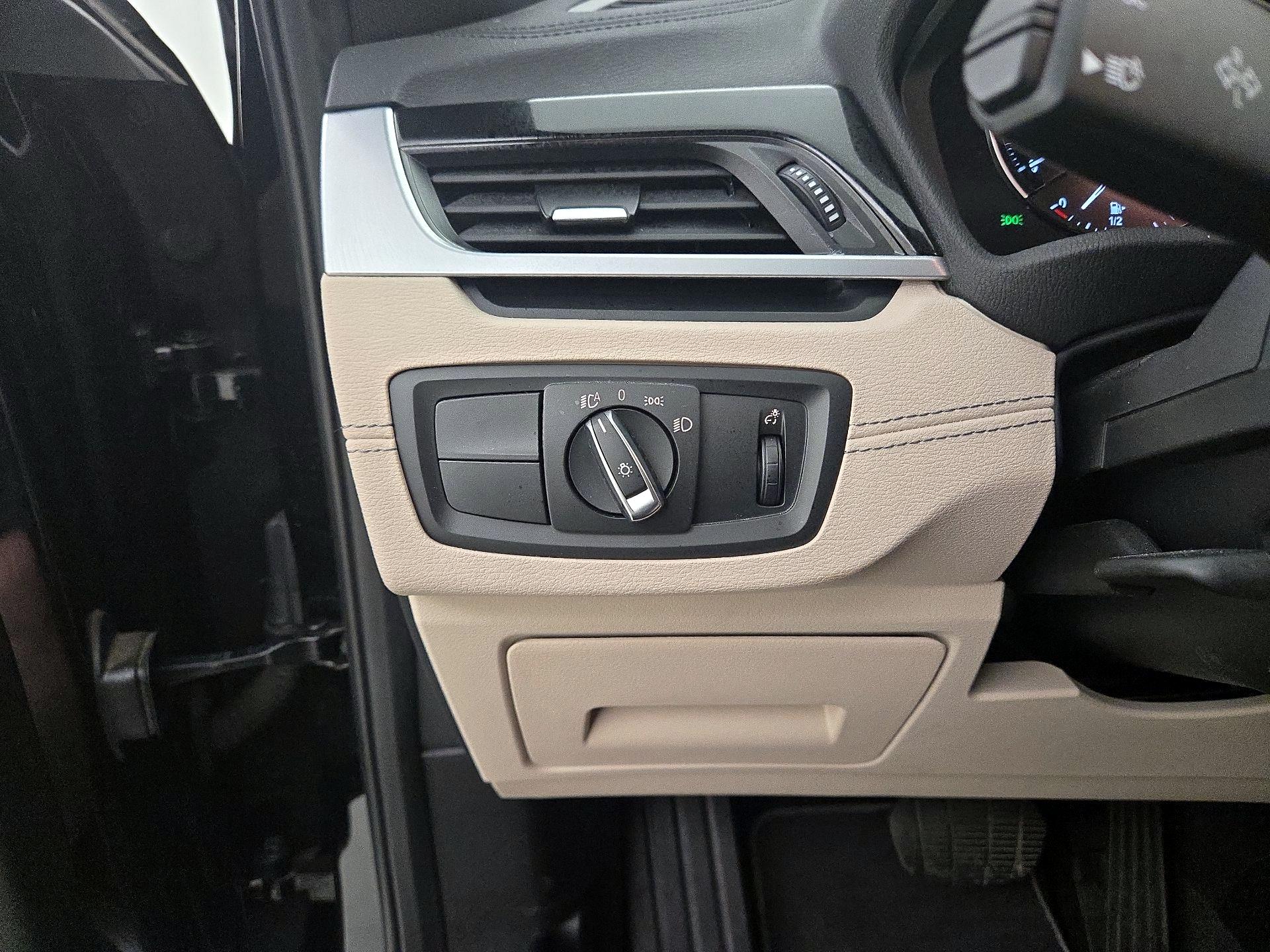 Thumbnail: 2021 BMW X1 - 13