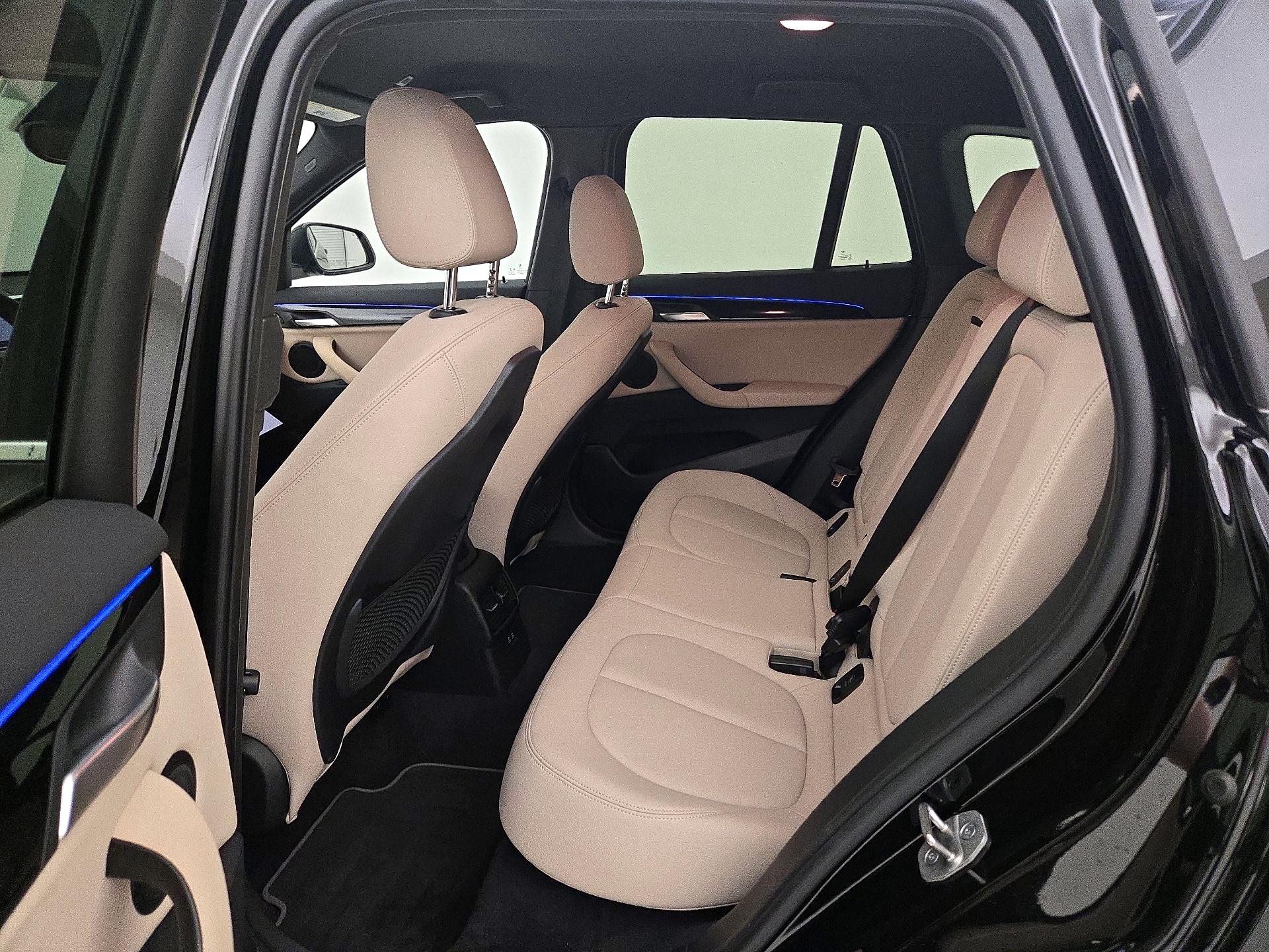 Thumbnail: 2021 BMW X1 - 20