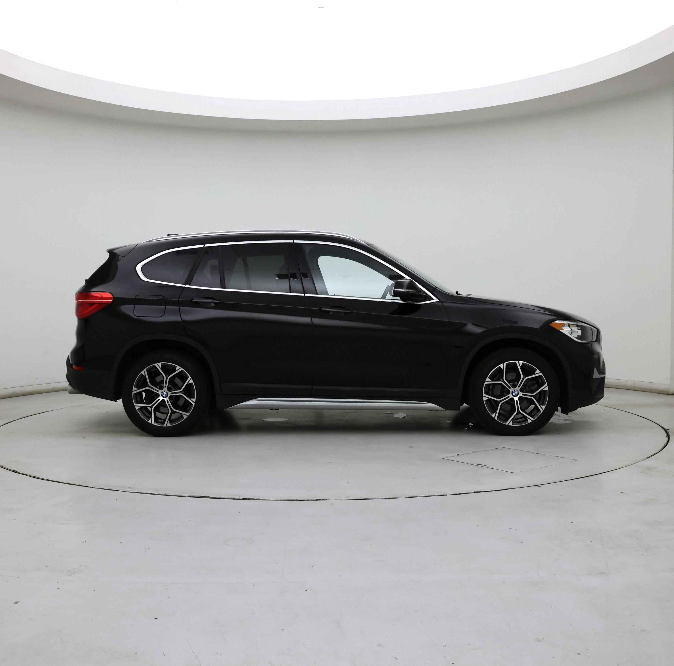 Thumbnail: 2021 BMW X1 - 7