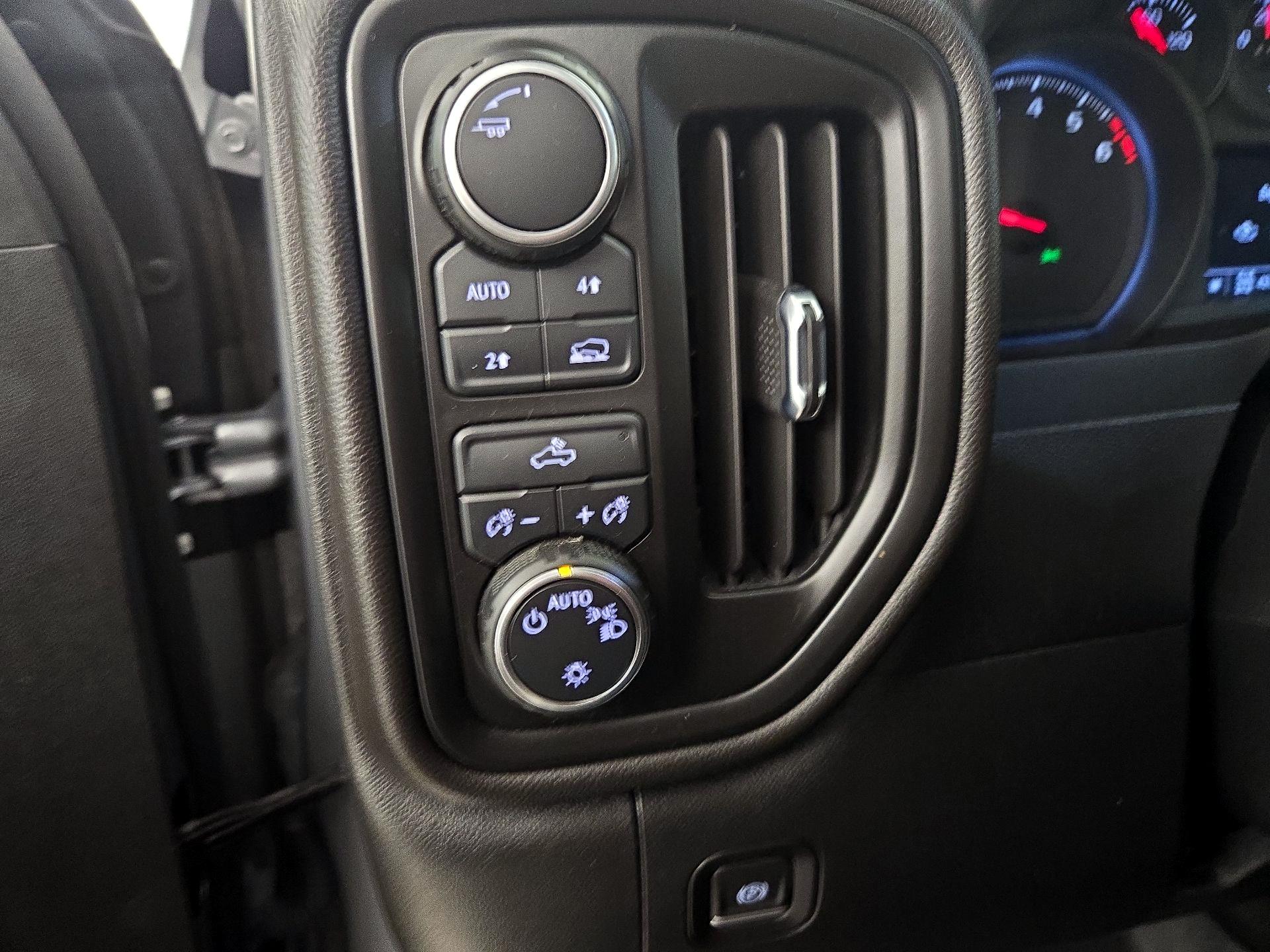 Thumbnail: 2023 Chevrolet Silverado 1500 - 13