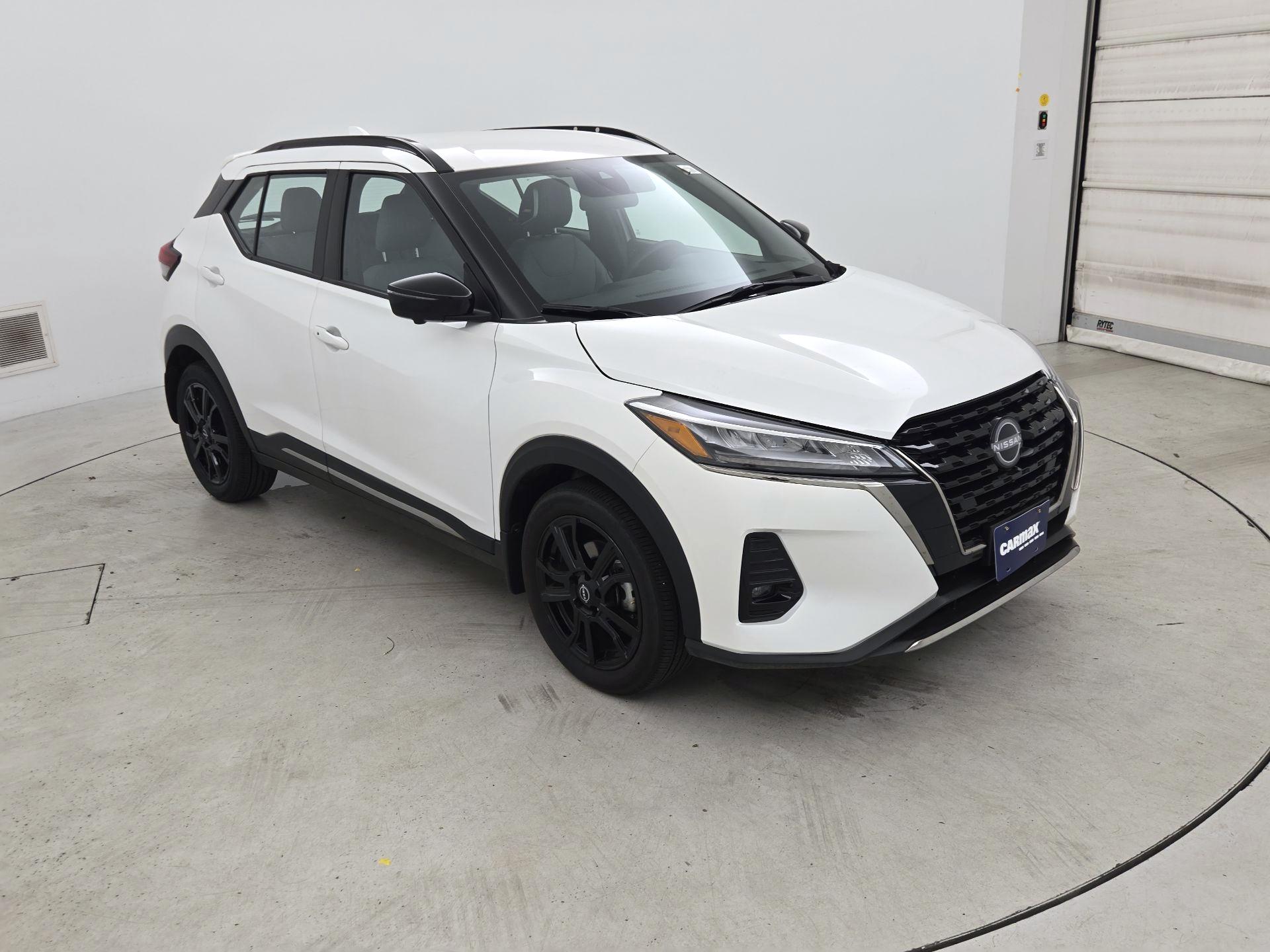 Thumbnail: 2024 Nissan Kicks - 1