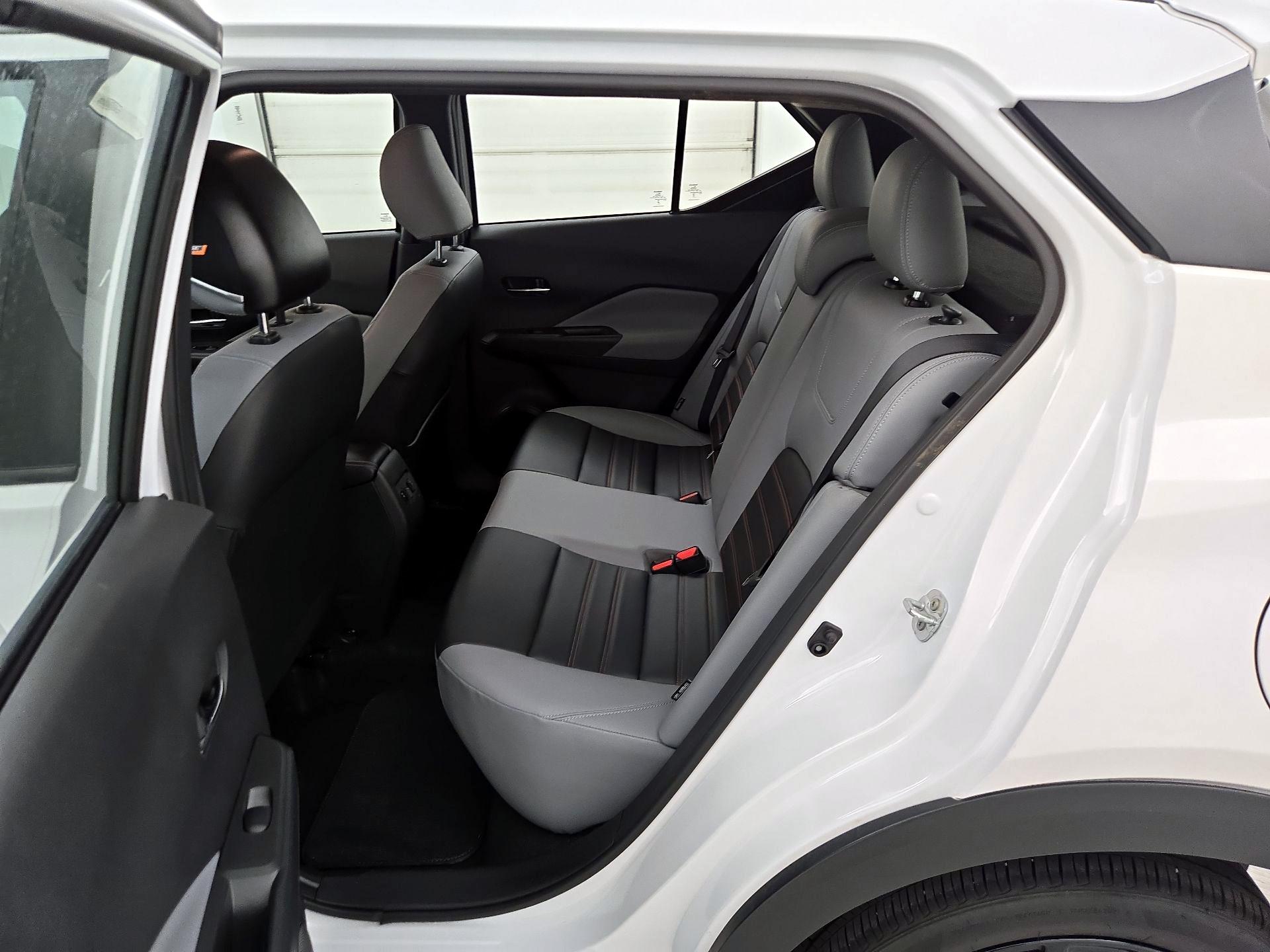Thumbnail: 2024 Nissan Kicks - 17