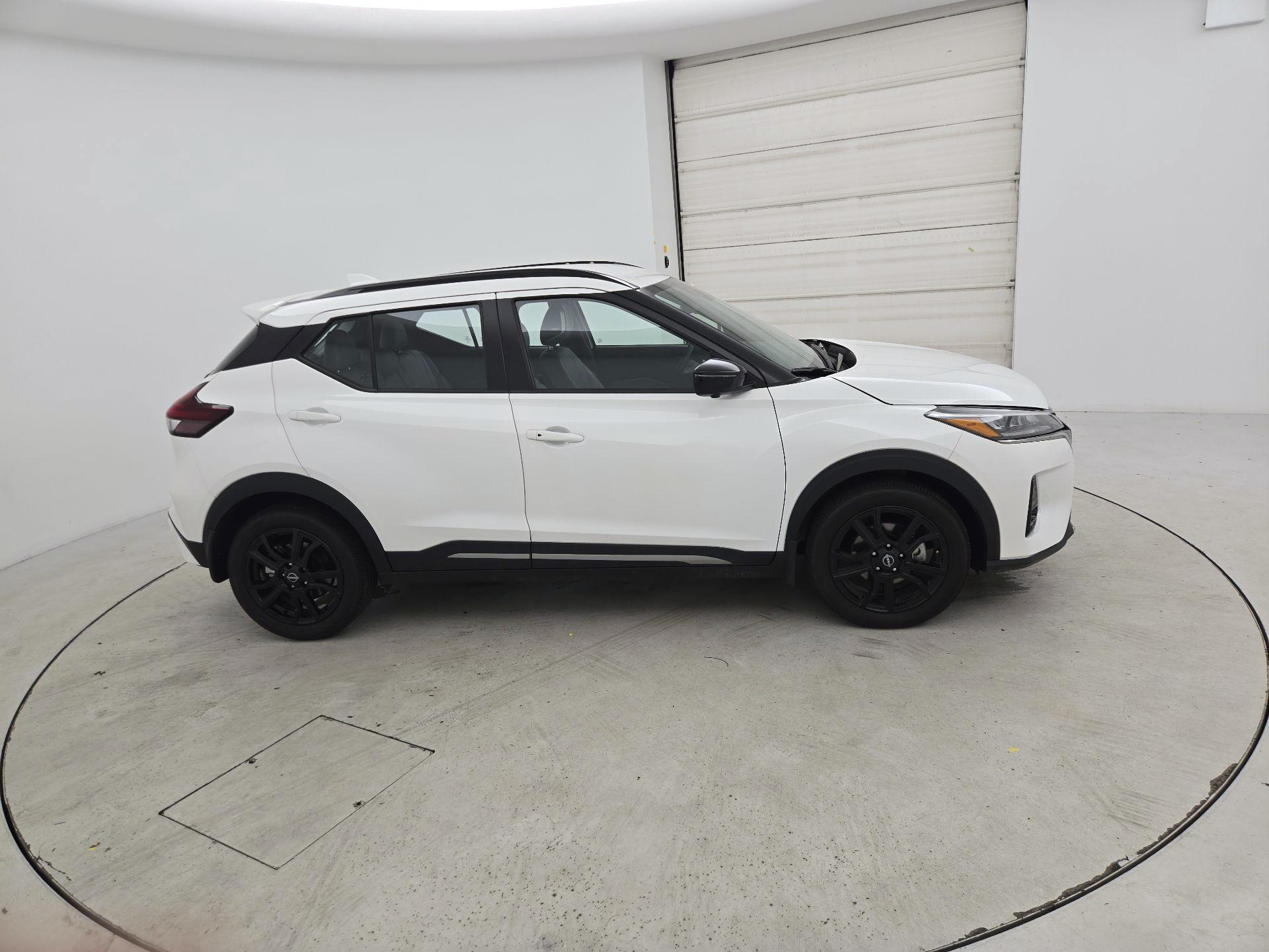 Thumbnail: 2024 Nissan Kicks - 4