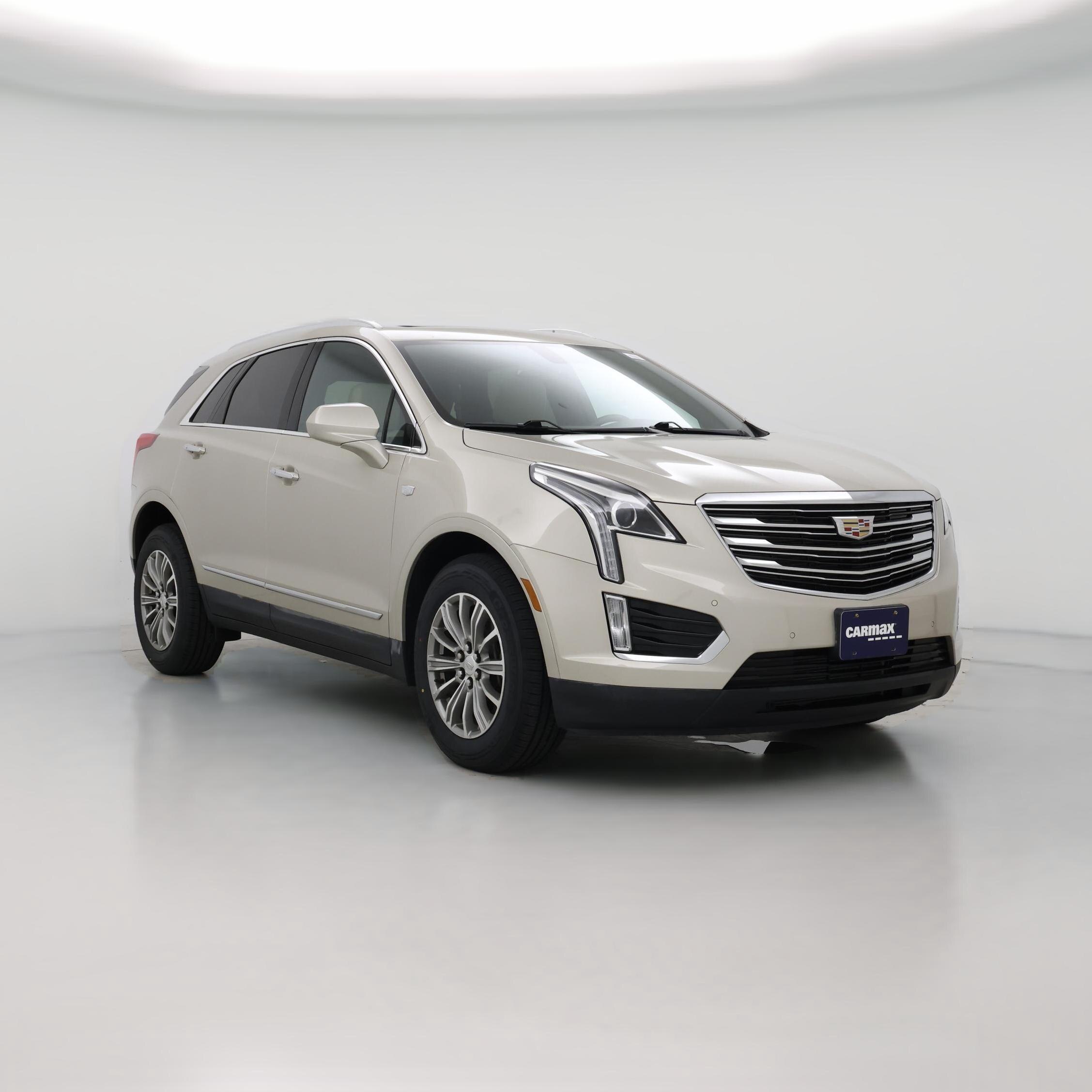 Thumbnail: 2017 Cadillac XT5 - 1