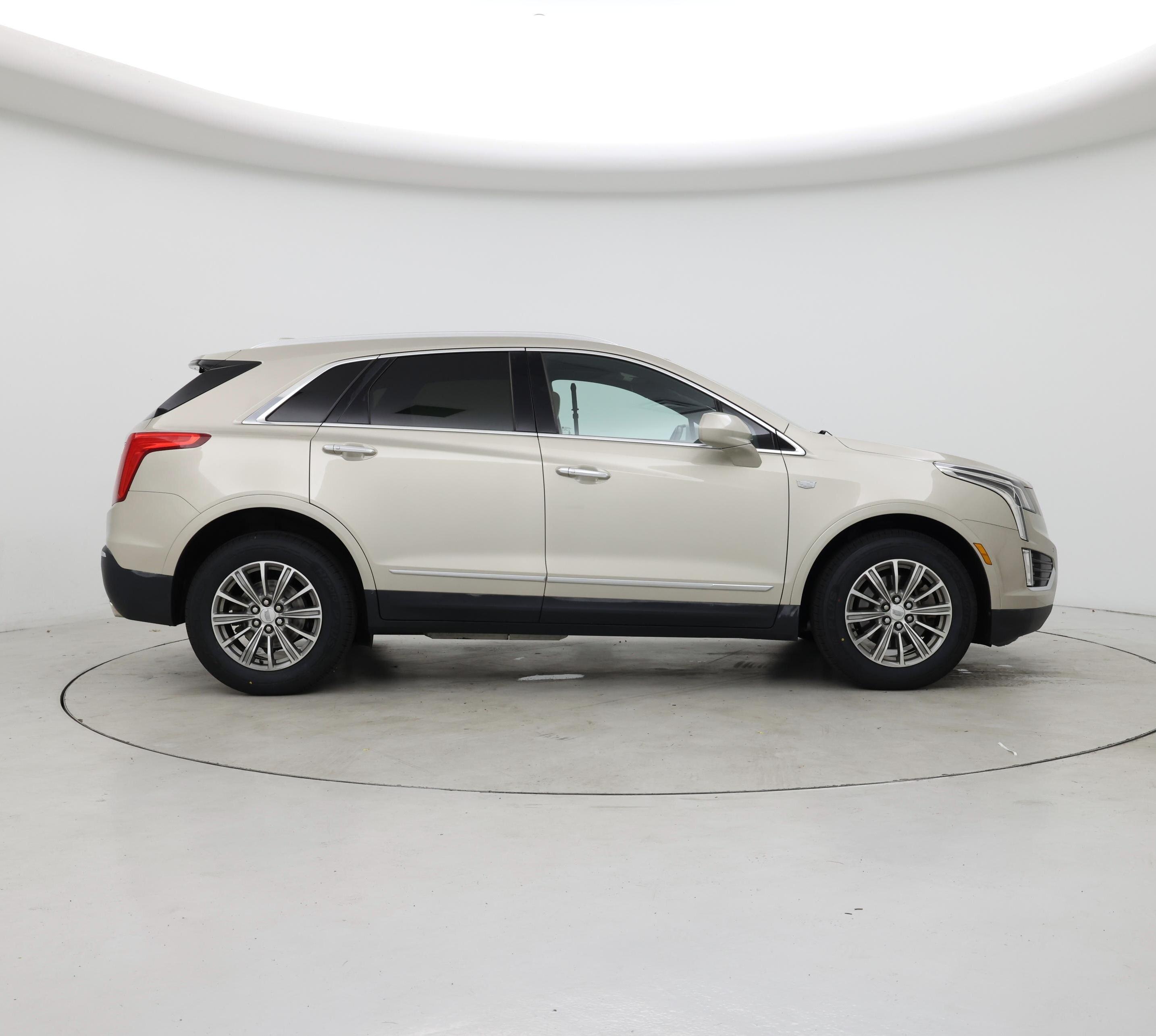 Thumbnail: 2017 Cadillac XT5 - 7