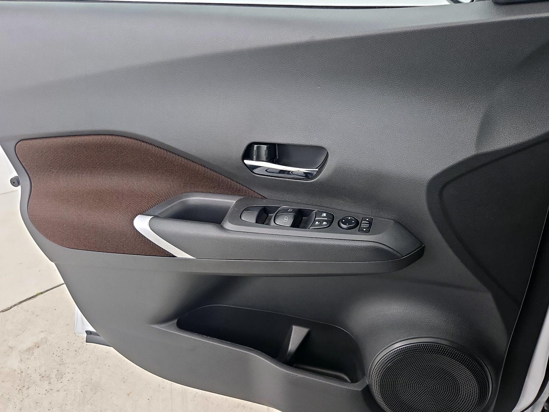 Thumbnail: 2024 Nissan Kicks - 12