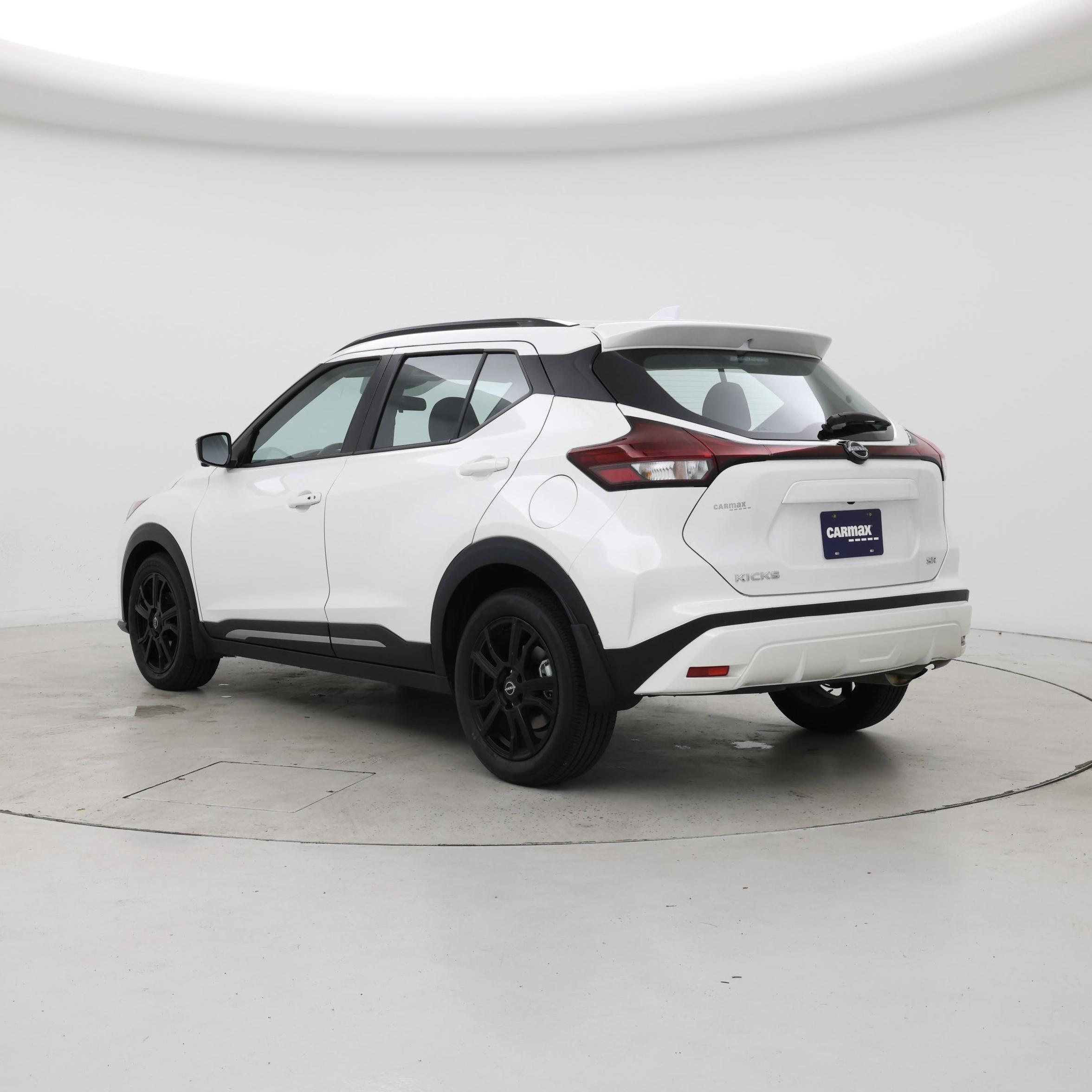 Thumbnail: 2024 Nissan Kicks - 2