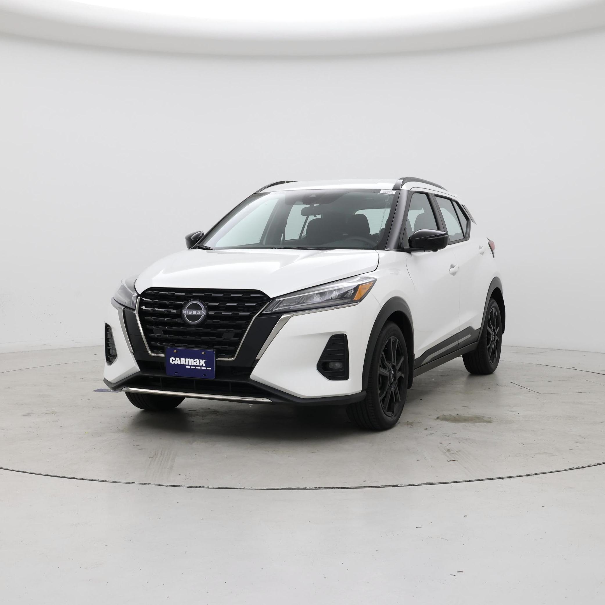 Thumbnail: 2024 Nissan Kicks - 4