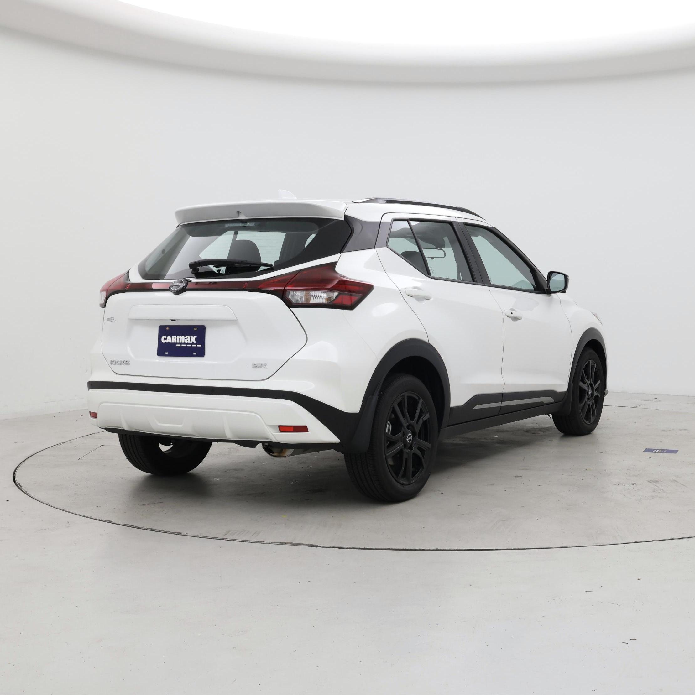 Thumbnail: 2024 Nissan Kicks - 8