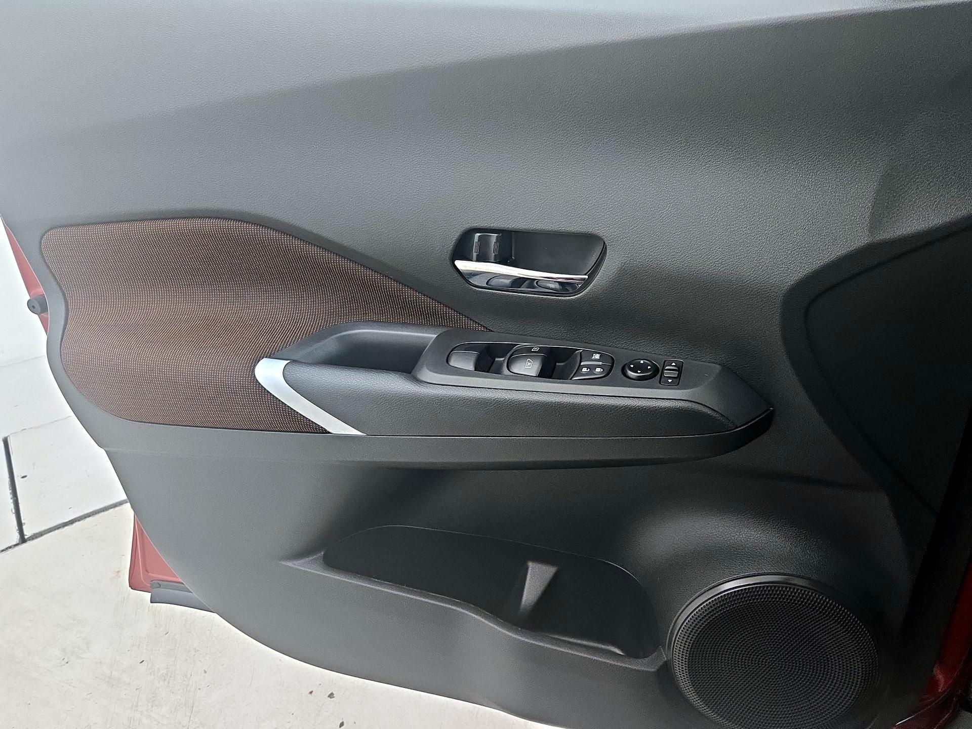 Thumbnail: 2024 Nissan Kicks - 12
