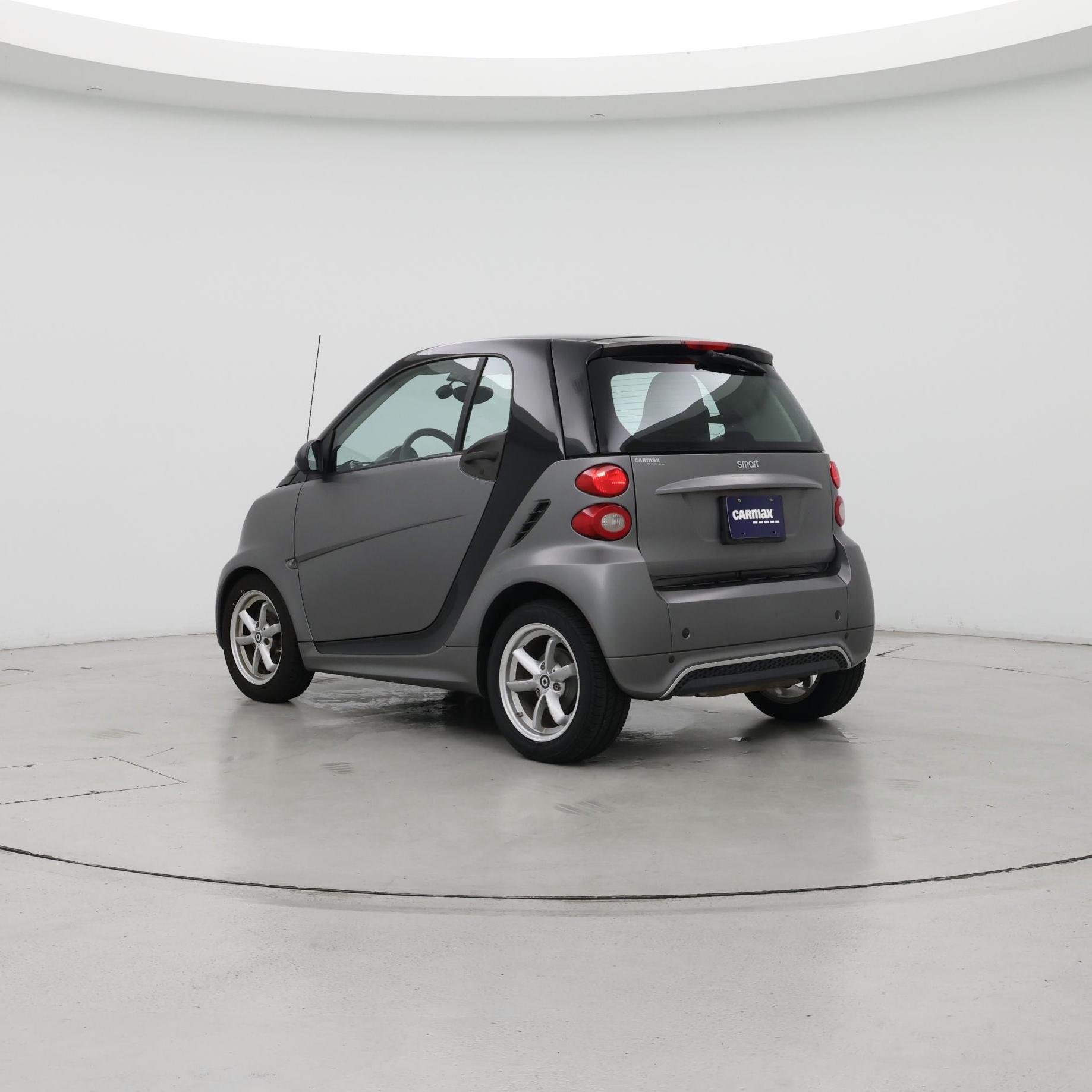 Thumbnail: 2015 smart fortwo - 2