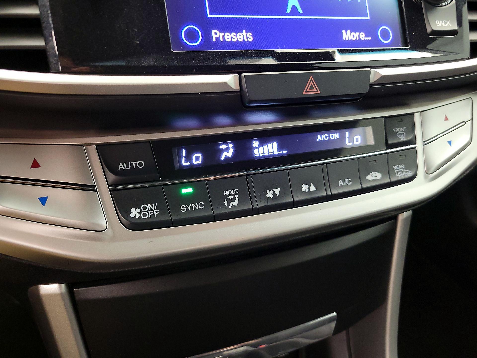 Thumbnail: 2014 Honda Accord - 16