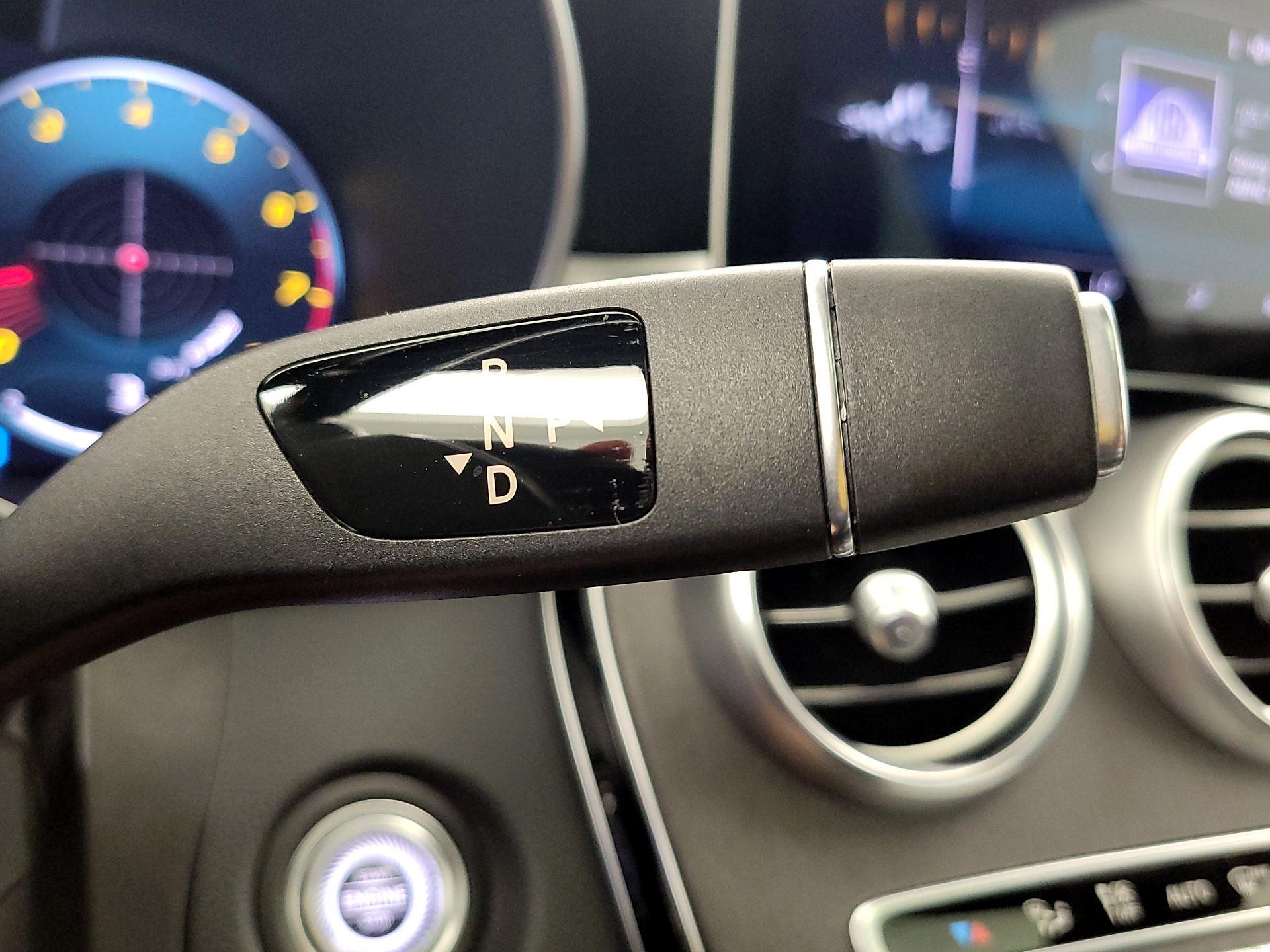 Thumbnail: 2021 Mercedes-Benz C-Class - 17
