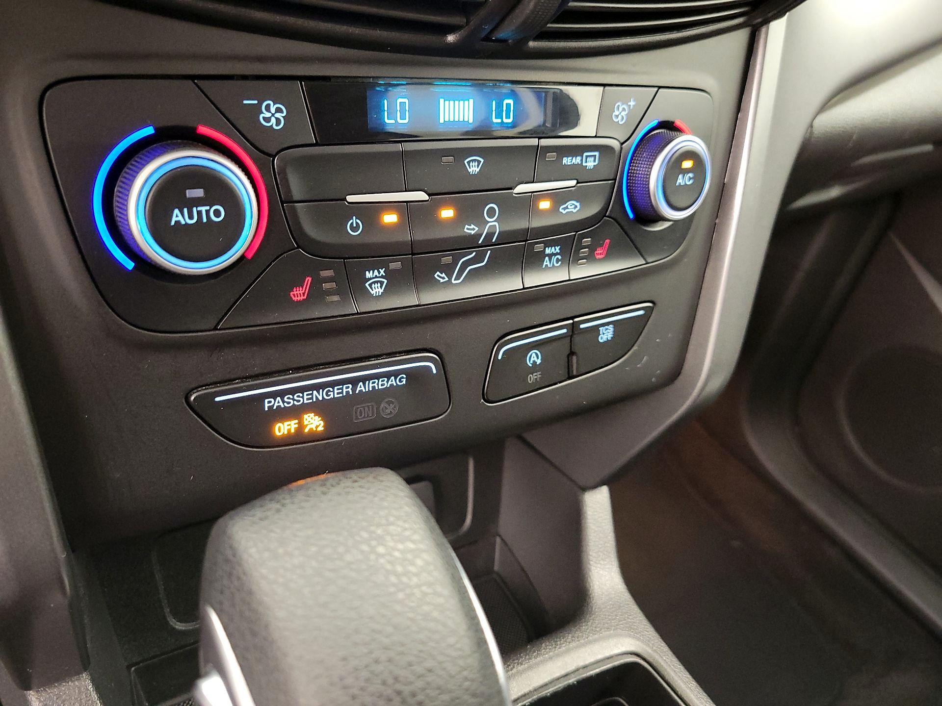 Thumbnail: 2019 Ford Escape - 16